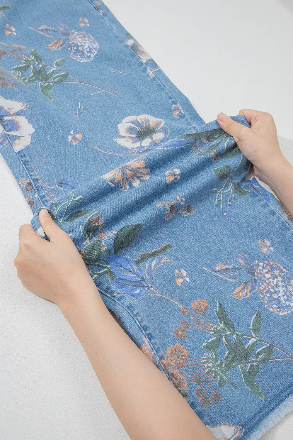 Floral Print Wide-Leg Jeans