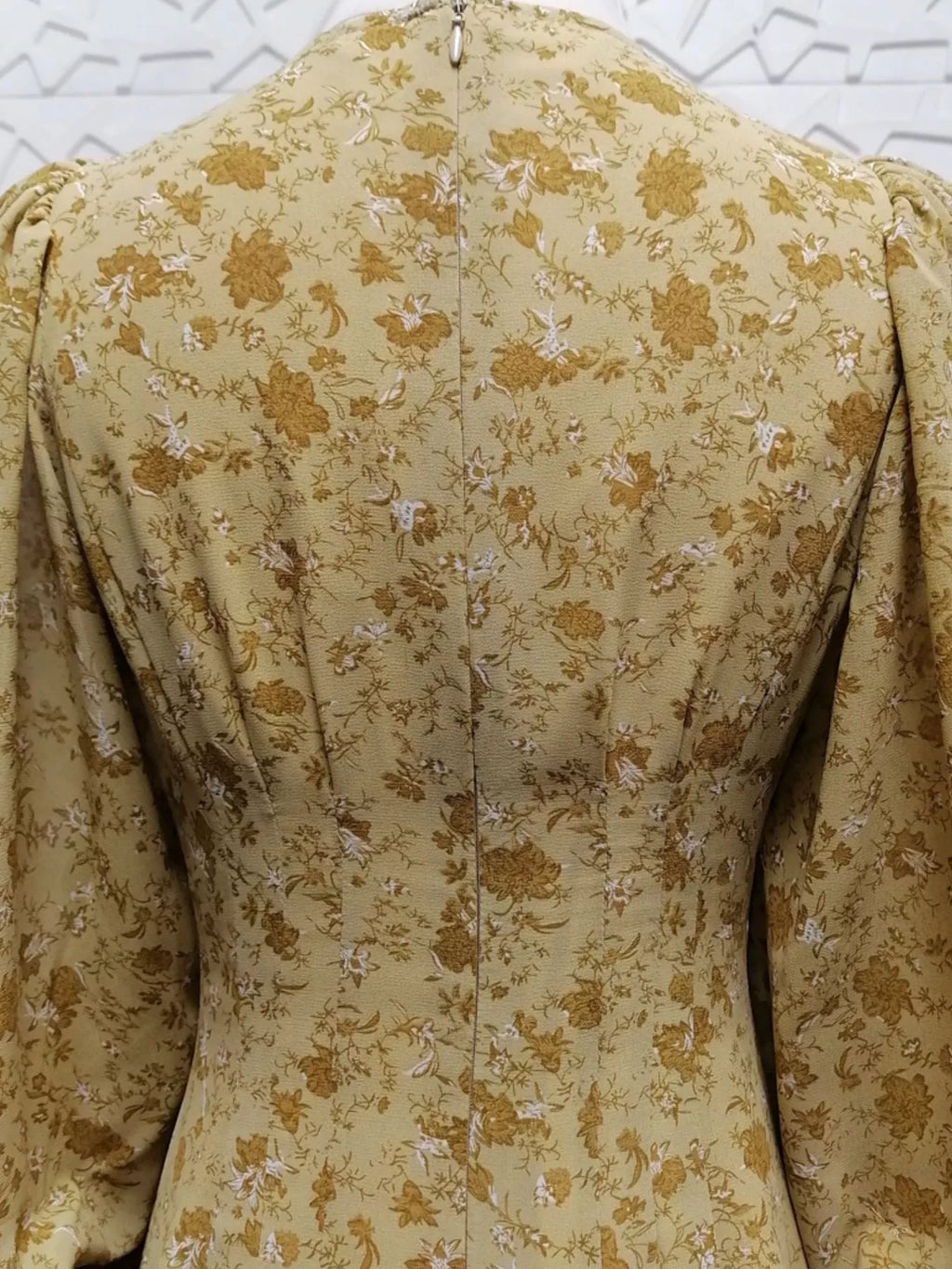 Vintage Floral Print V-Neck Long Sleeve Button-Down Midi Dress