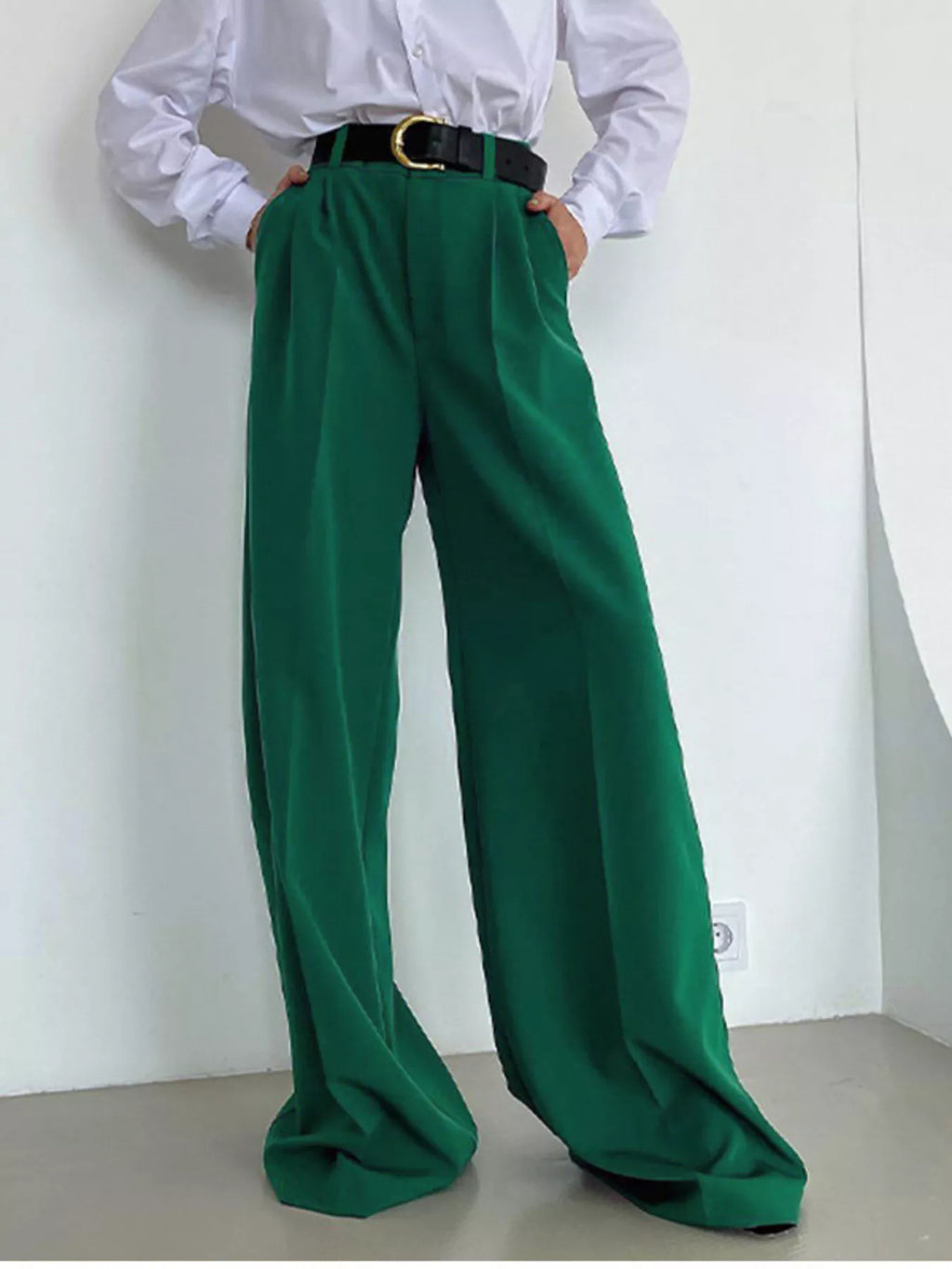 Wide Leg Pleated Pants