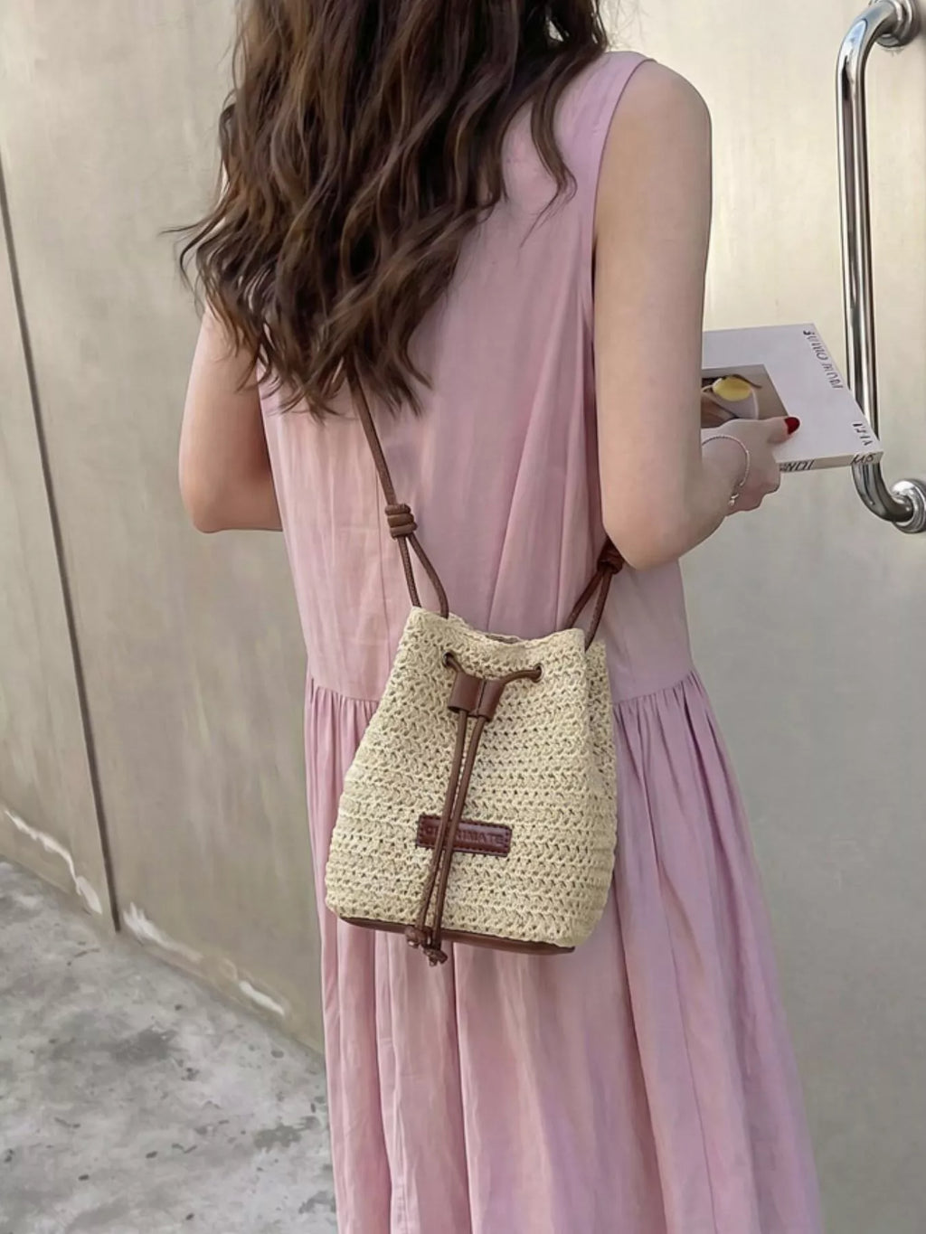 Straw Bucket Crossbody Bag