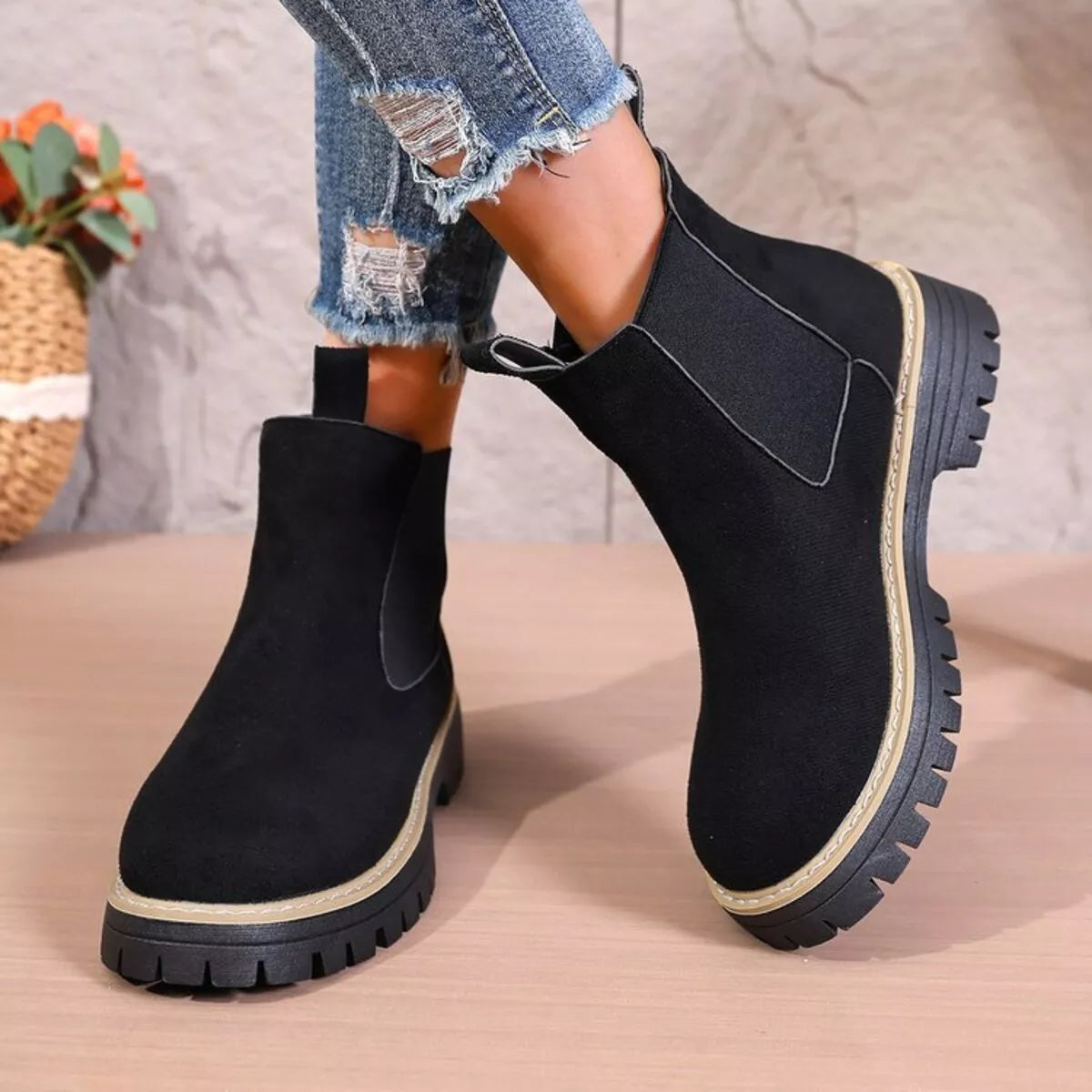 Round Toe Platform Boots
