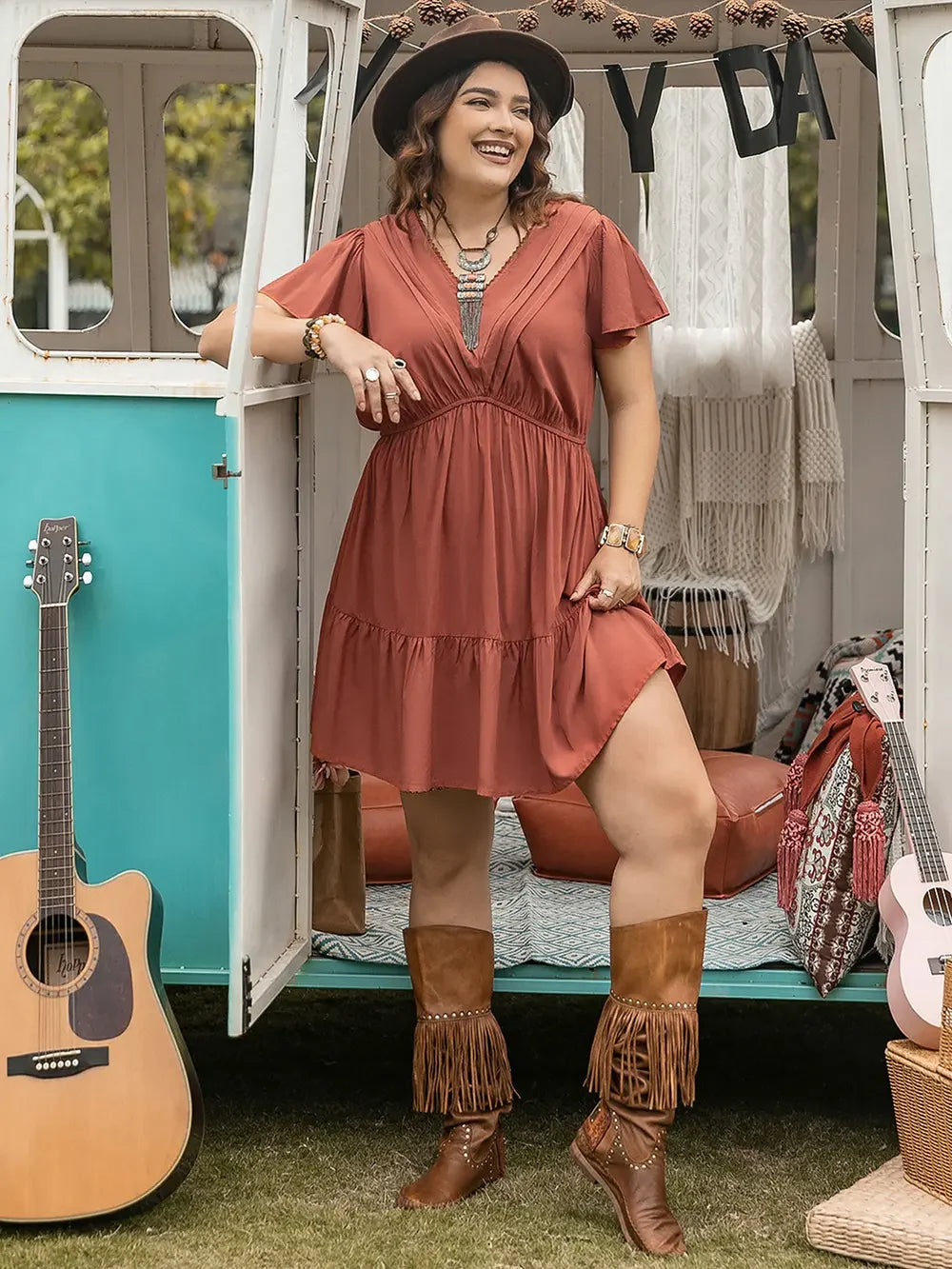 Ruffle Hem V-Neck Short Sleeve Dress