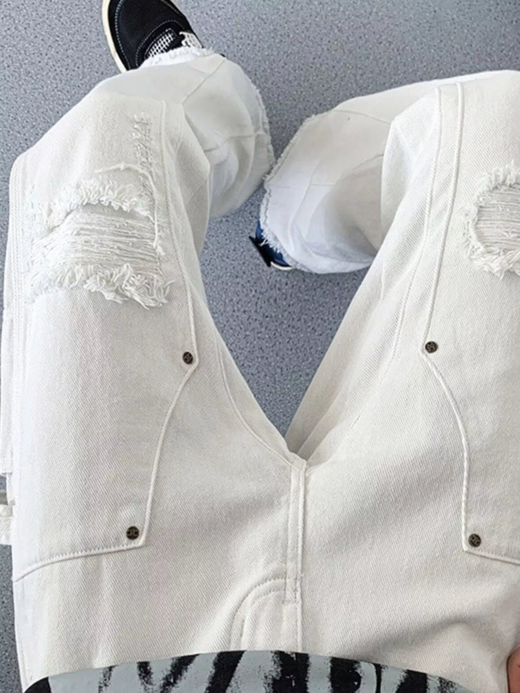 Men's Distressed Raw Hem Wide Leg Jeans