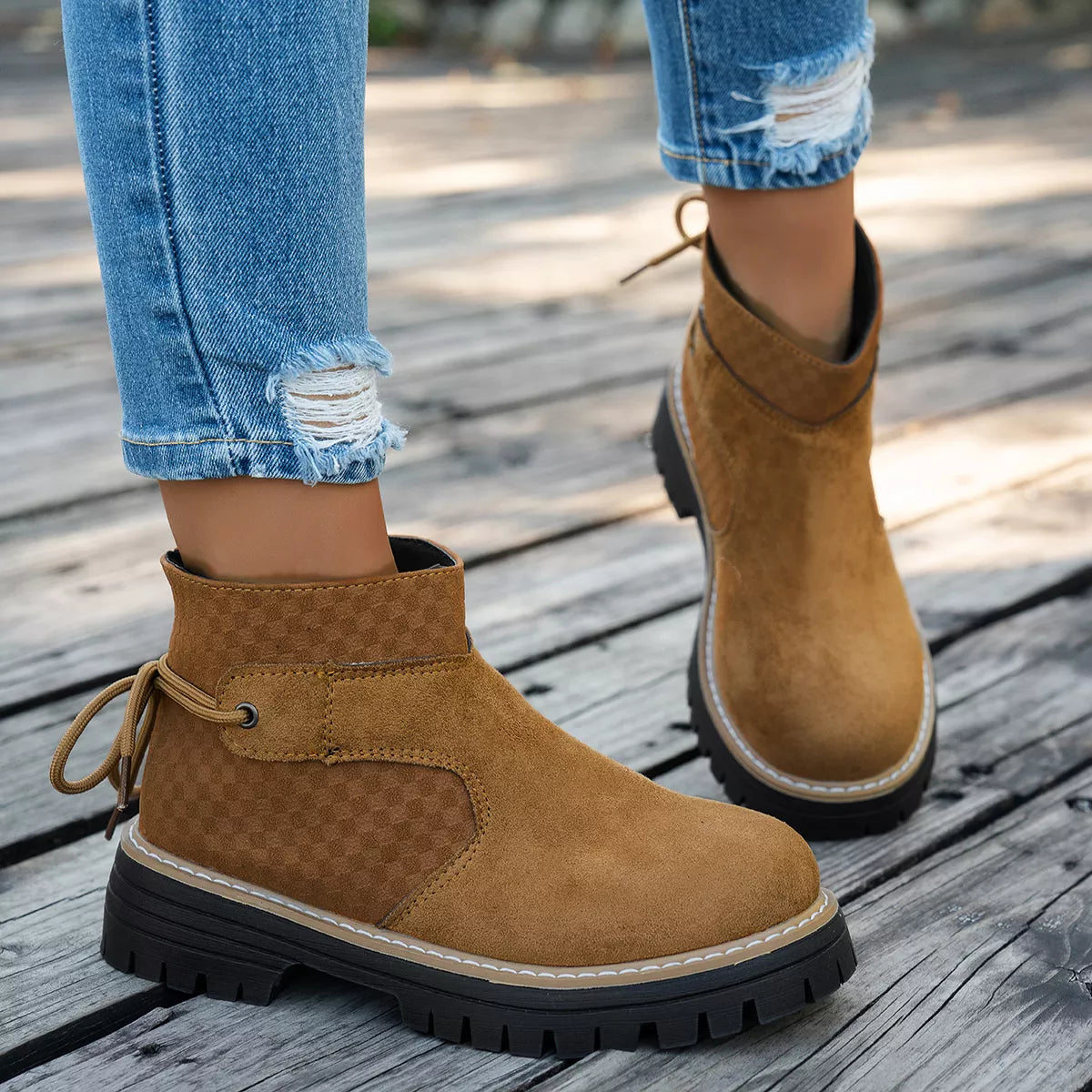 Round Toe Platform Boots