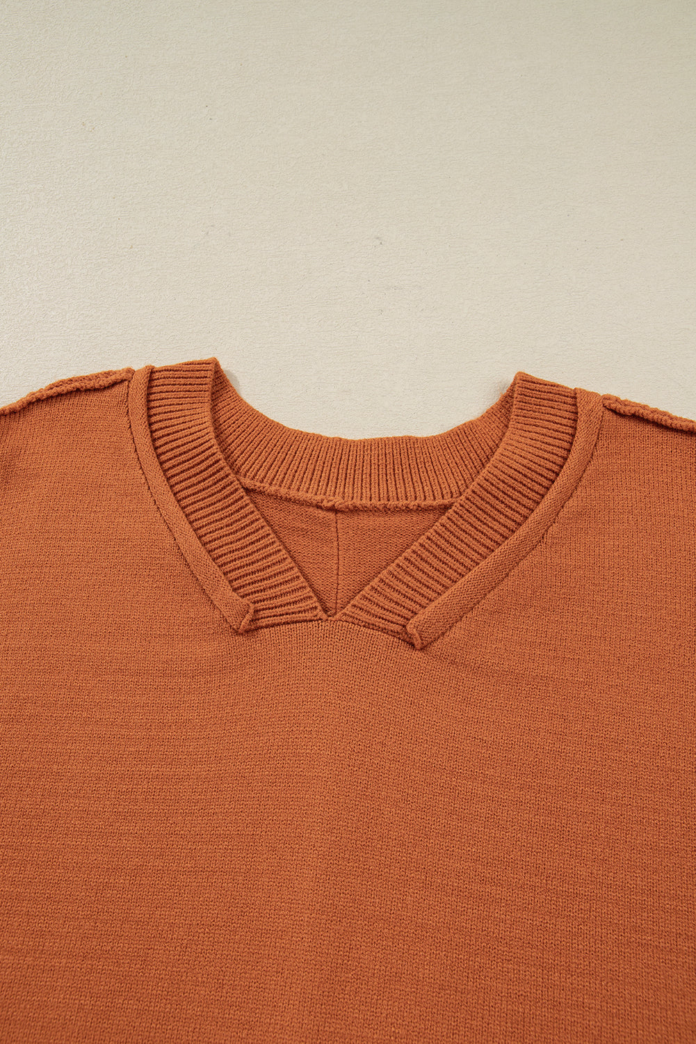 Colorblock Raw Edge Bubble Sleeve V-Neck Sweater