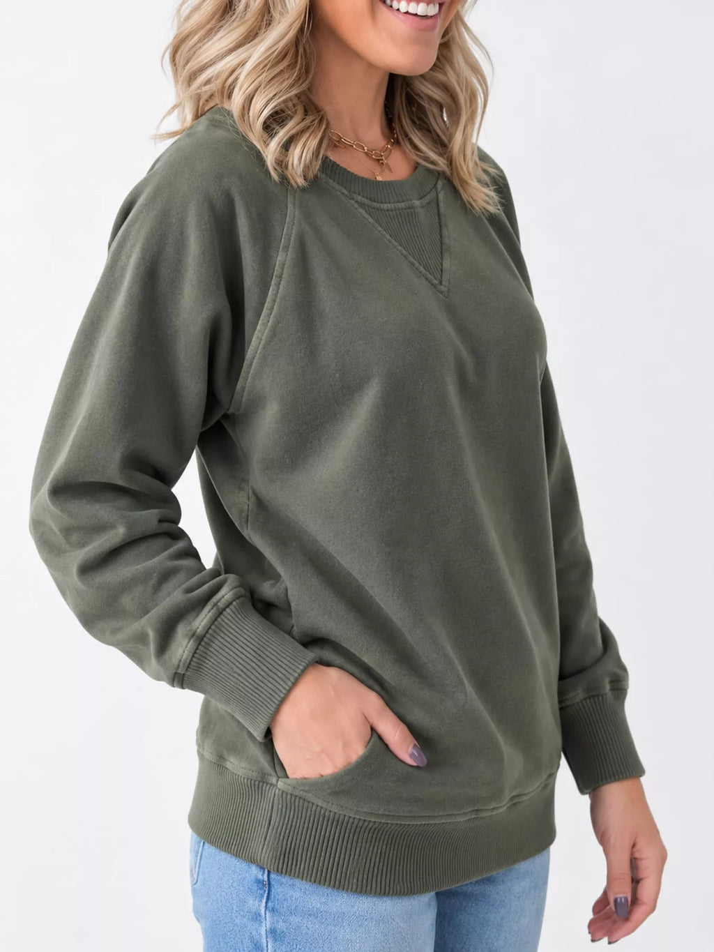Crew Neck Raglan Sleeve Sweatshirt