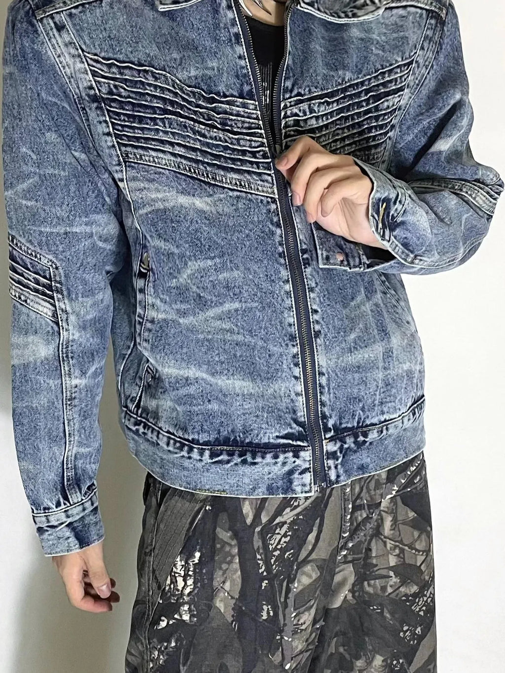 Men's Washed Zip Up Denim Jacket