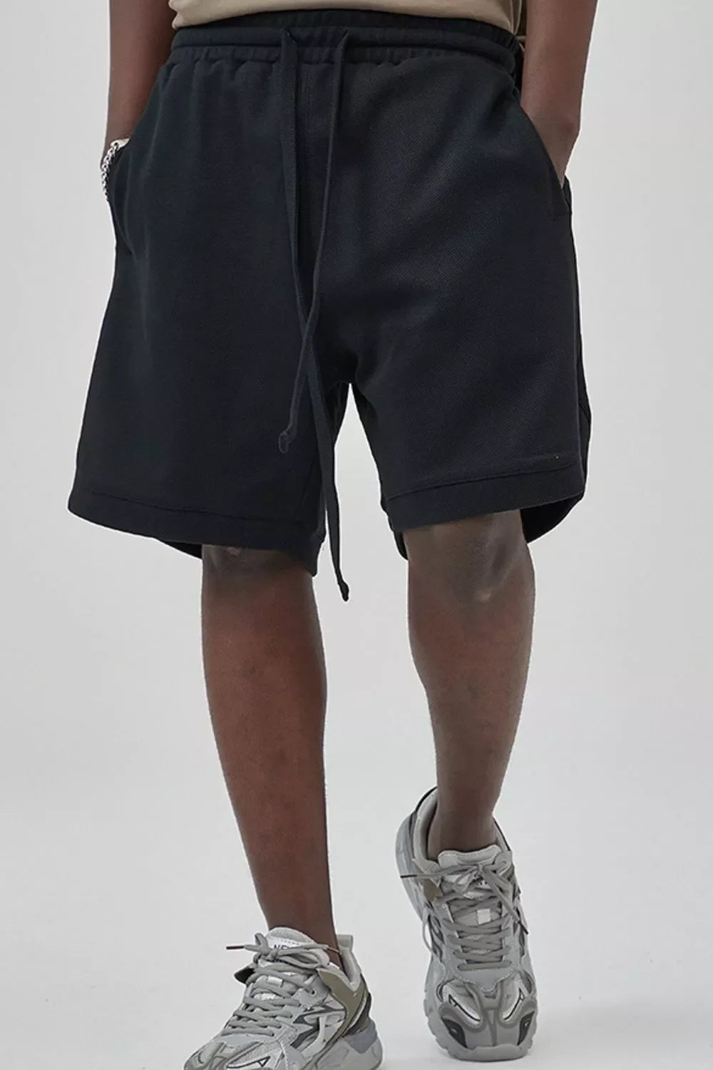 Men's Relaxed-Fit Drawstring Shorts