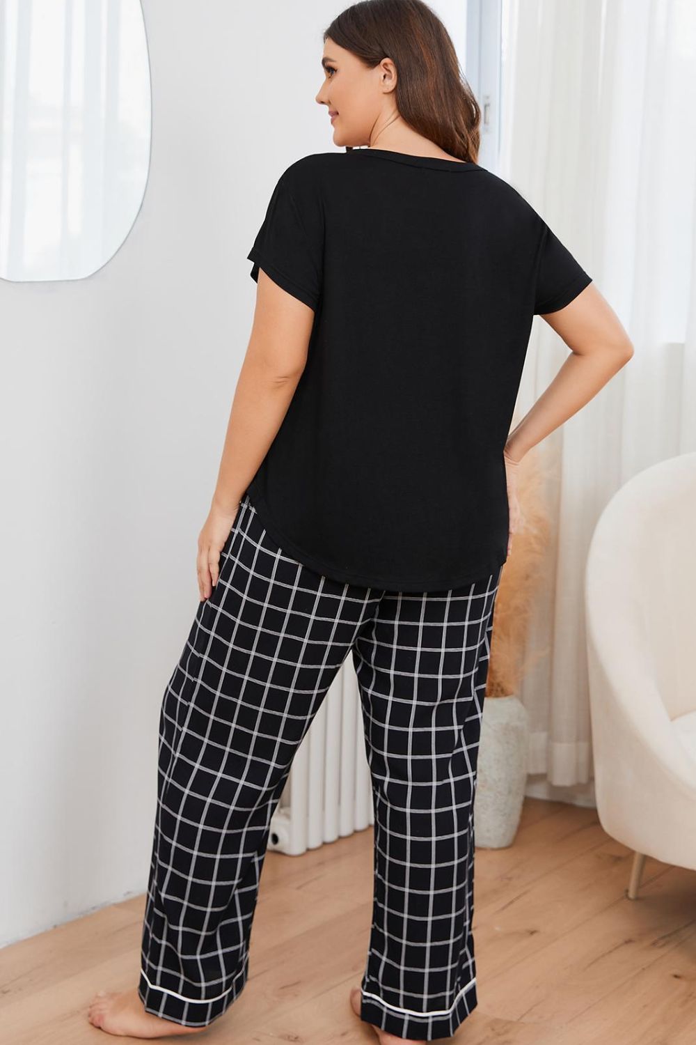“Sleep In Style” Lounge Set