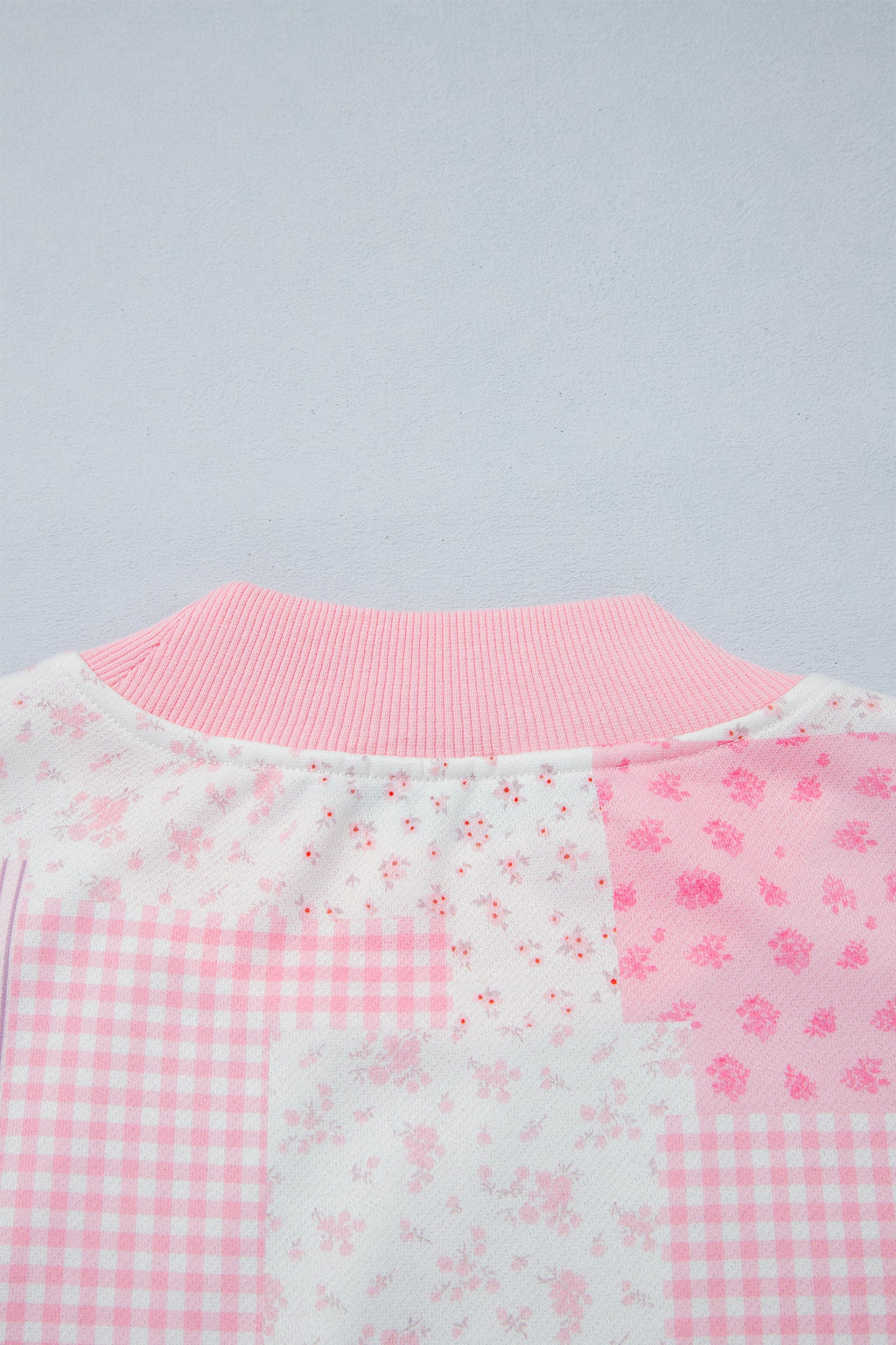 Light Pink Patchwork Floral Print Drop Shoulder Baggy Pullover Drawstring Shorts Set
