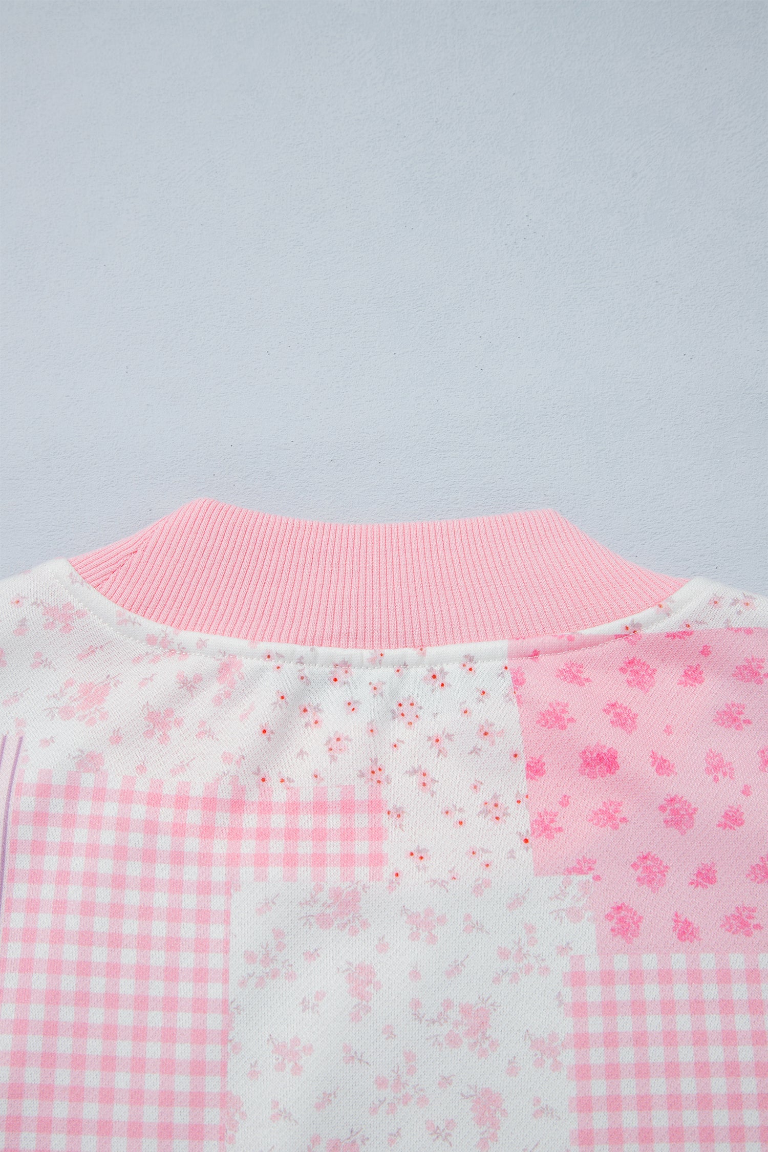 Light Pink Patchwork Floral Print Drop Shoulder Baggy Pullover Drawstring Shorts Set