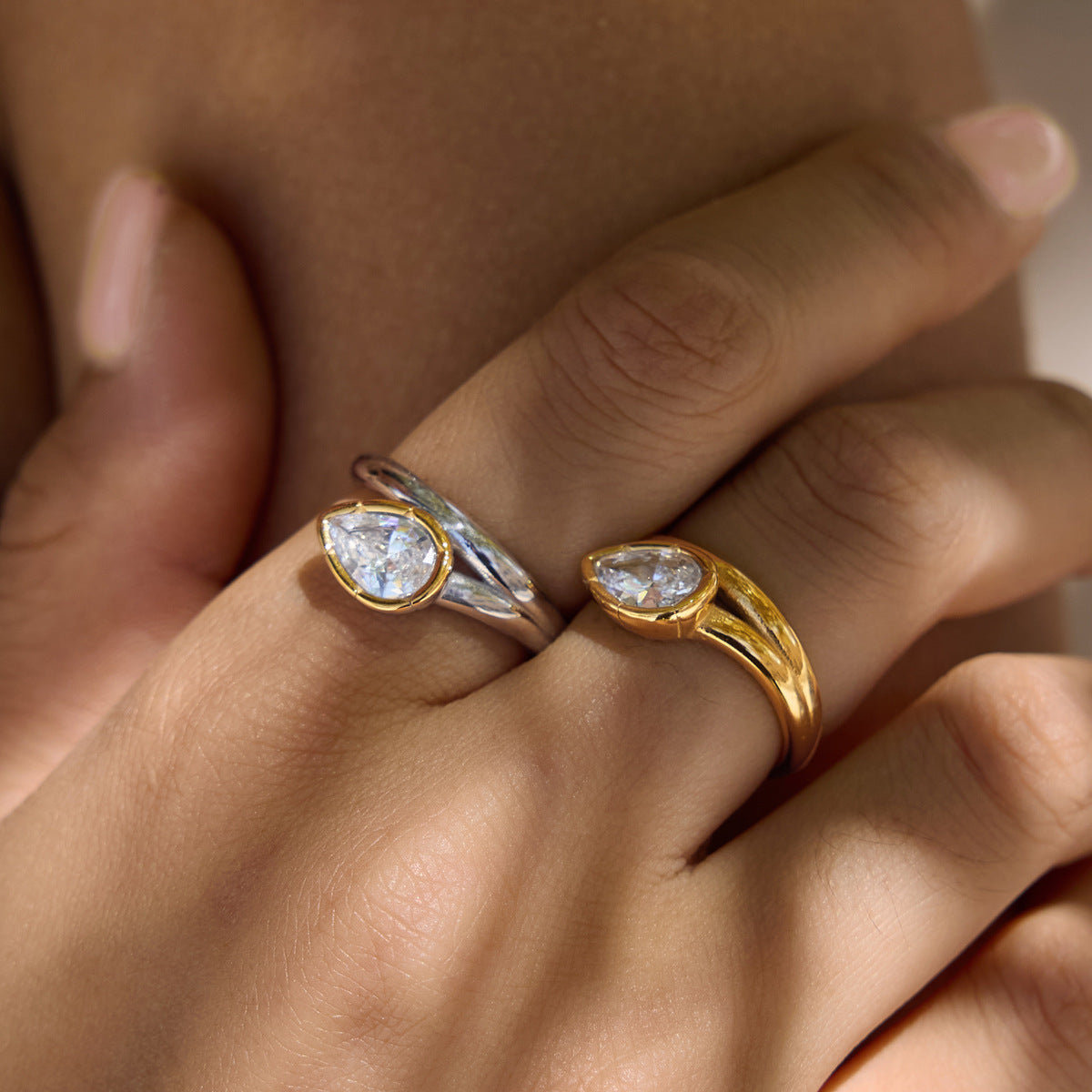 Bezel Zircon Open Ring Collection