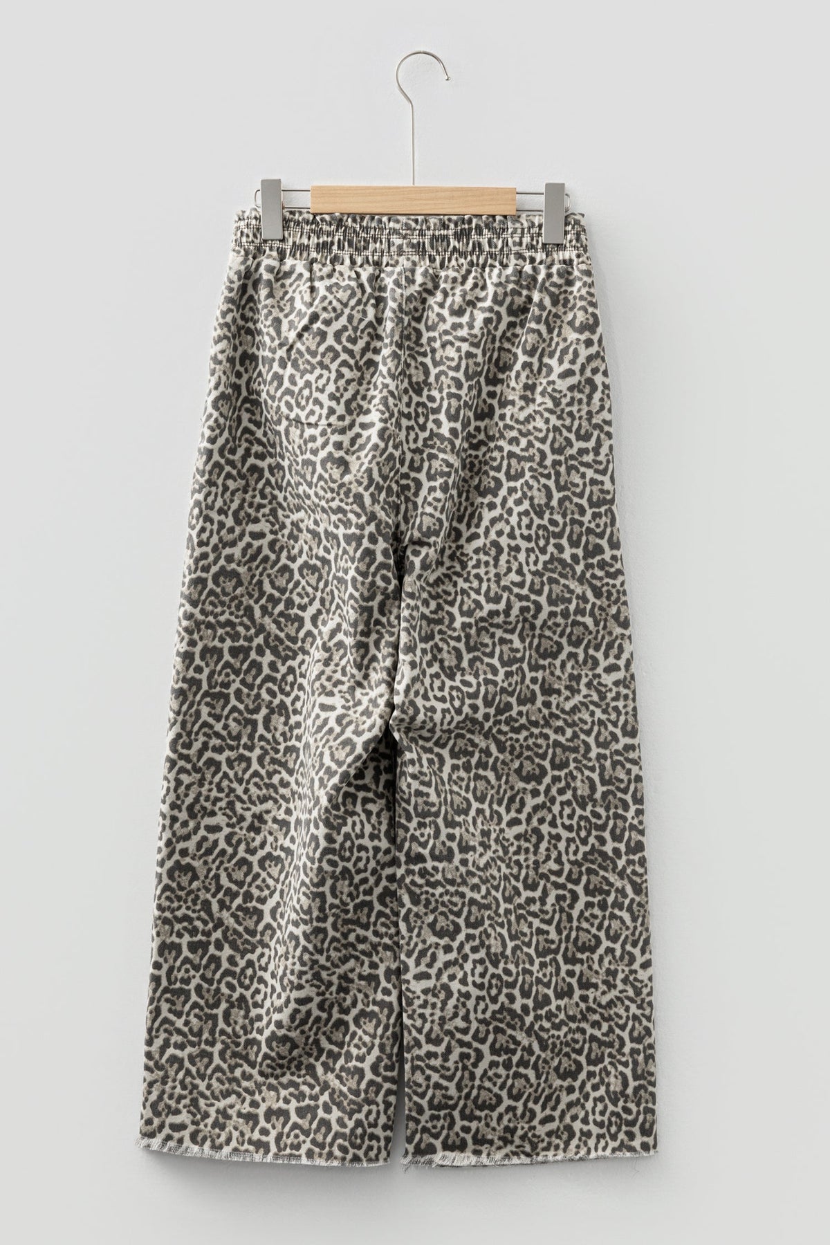 Leopard Denim Raw Hem Elastic Waist Loose Jeans