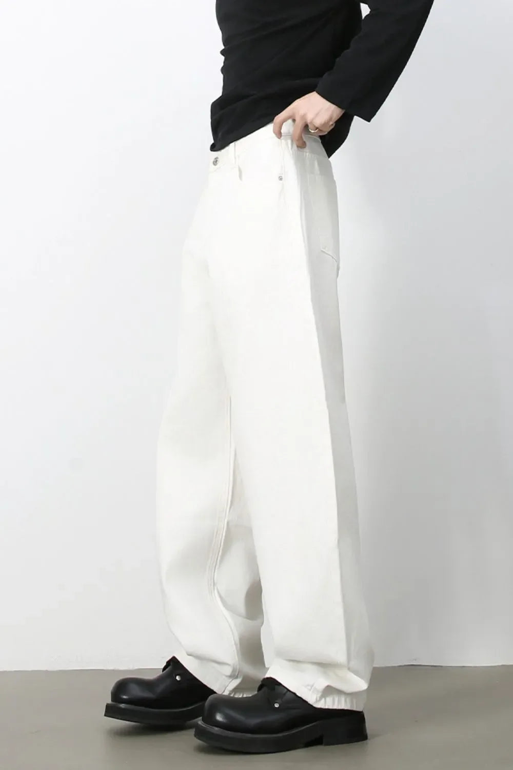 Men's High Rise Wide Leg Jeans