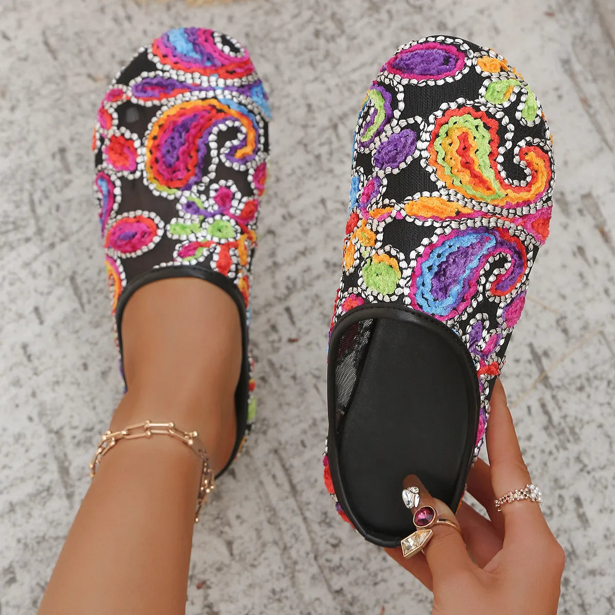 Colorful Paisley Print Round Toe Sandals