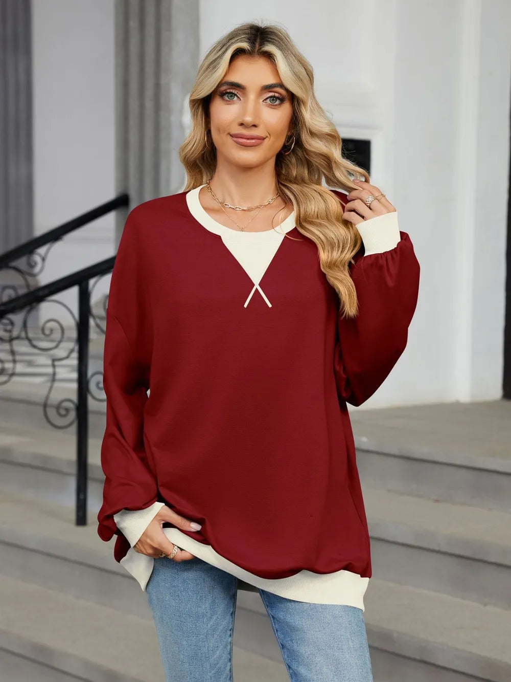 Contrast Round Neck Long Sleeve Sweatshirt