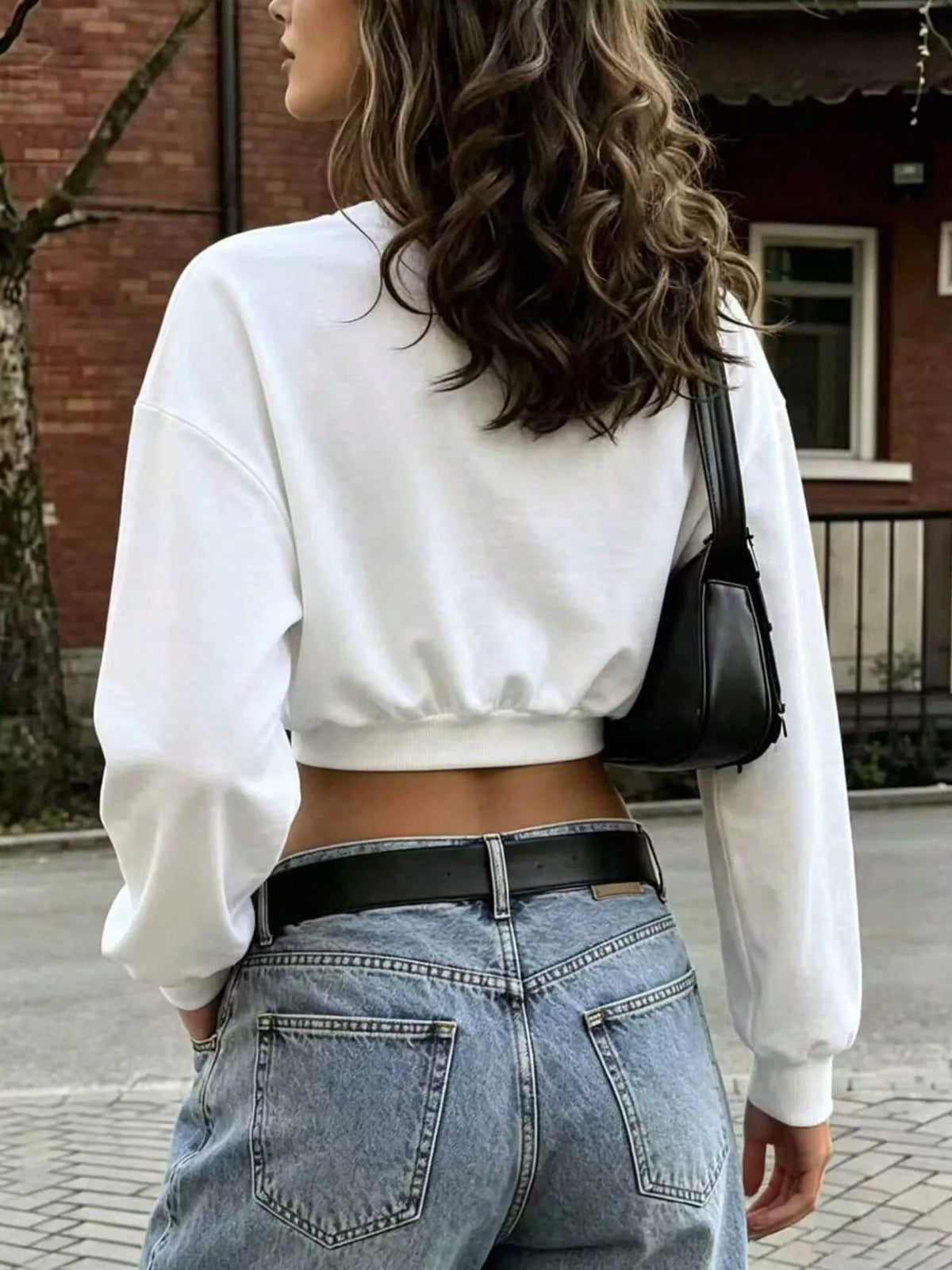 Long Sleeve Crop Sweatshirt