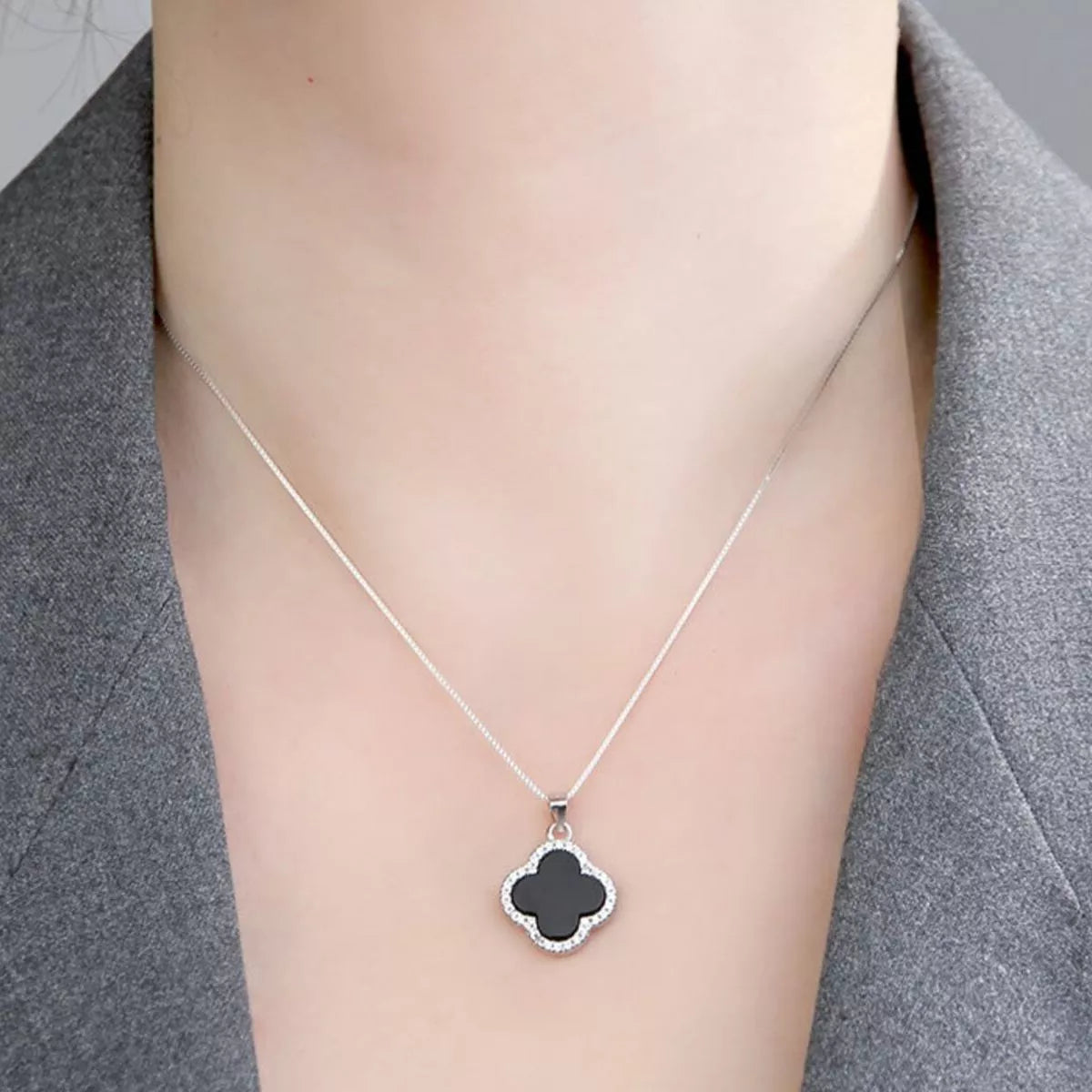 925 Sterling Silver Clover Pendant Necklace