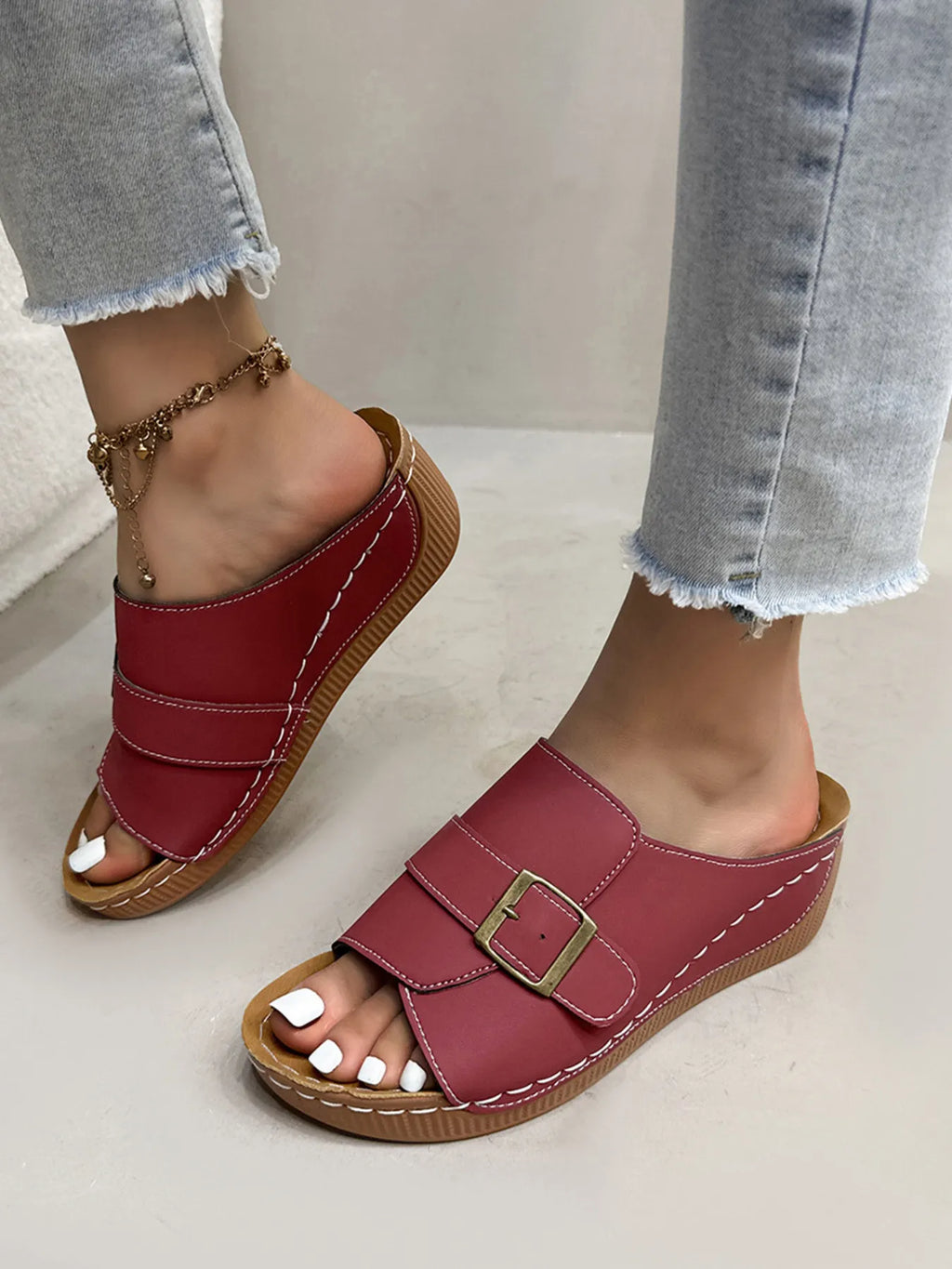Casual Buckle Strap Wedge Sandals