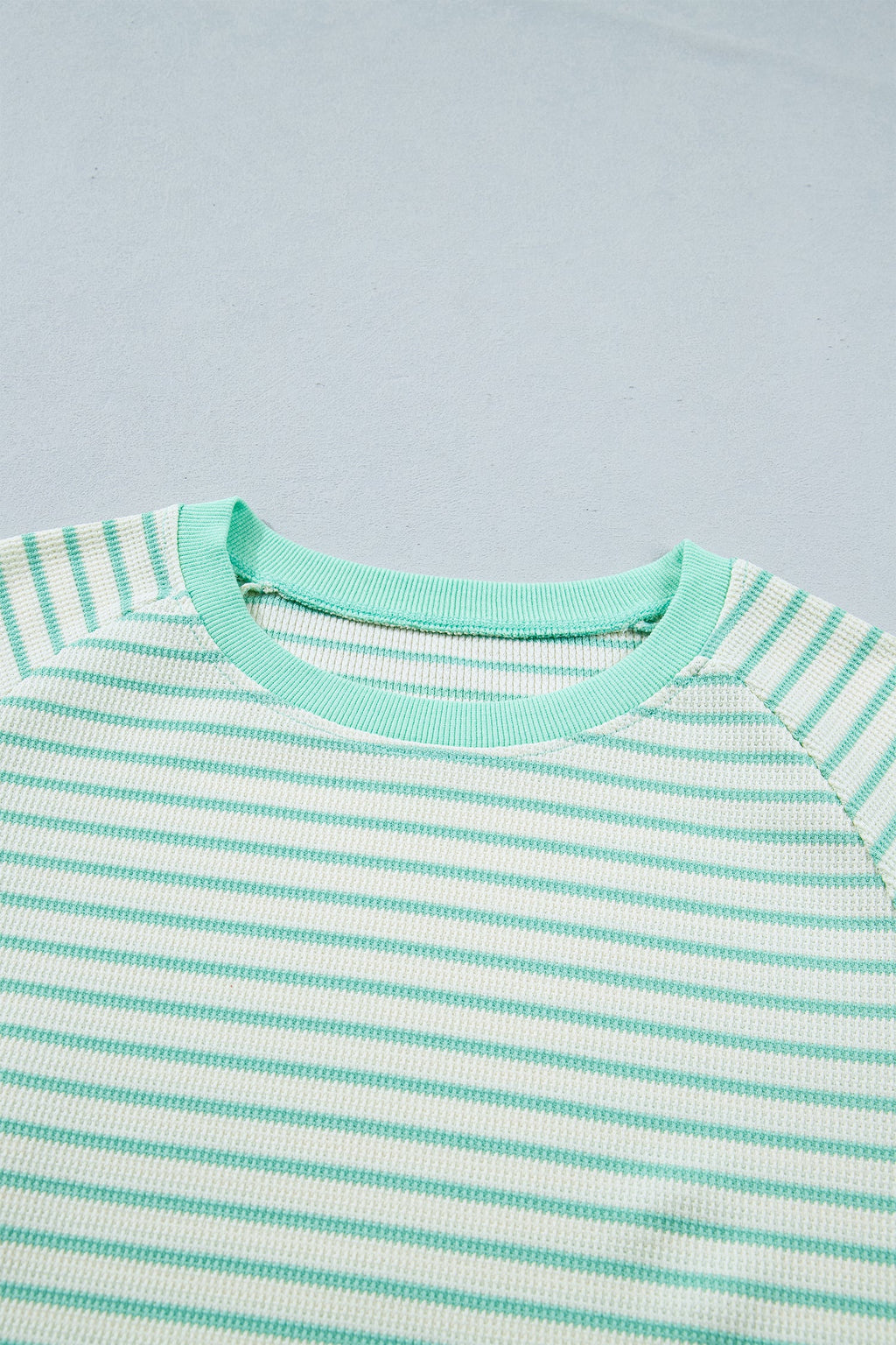 Green Stripe Colorblock Trim Round Neck Short Sleeve Tee