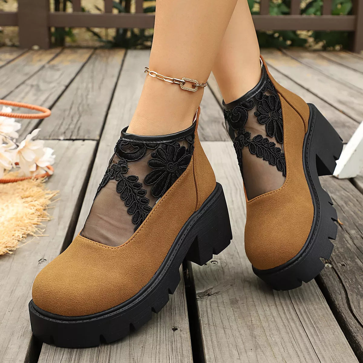 Round Toe Platform Loafers