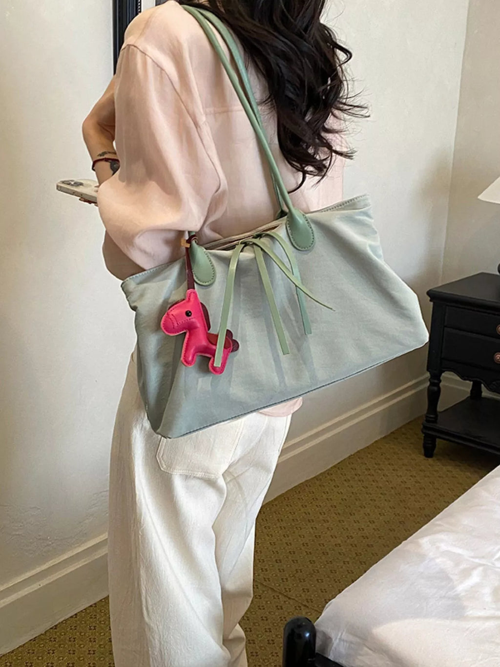 Lightweight Canvas Shoulder Bag