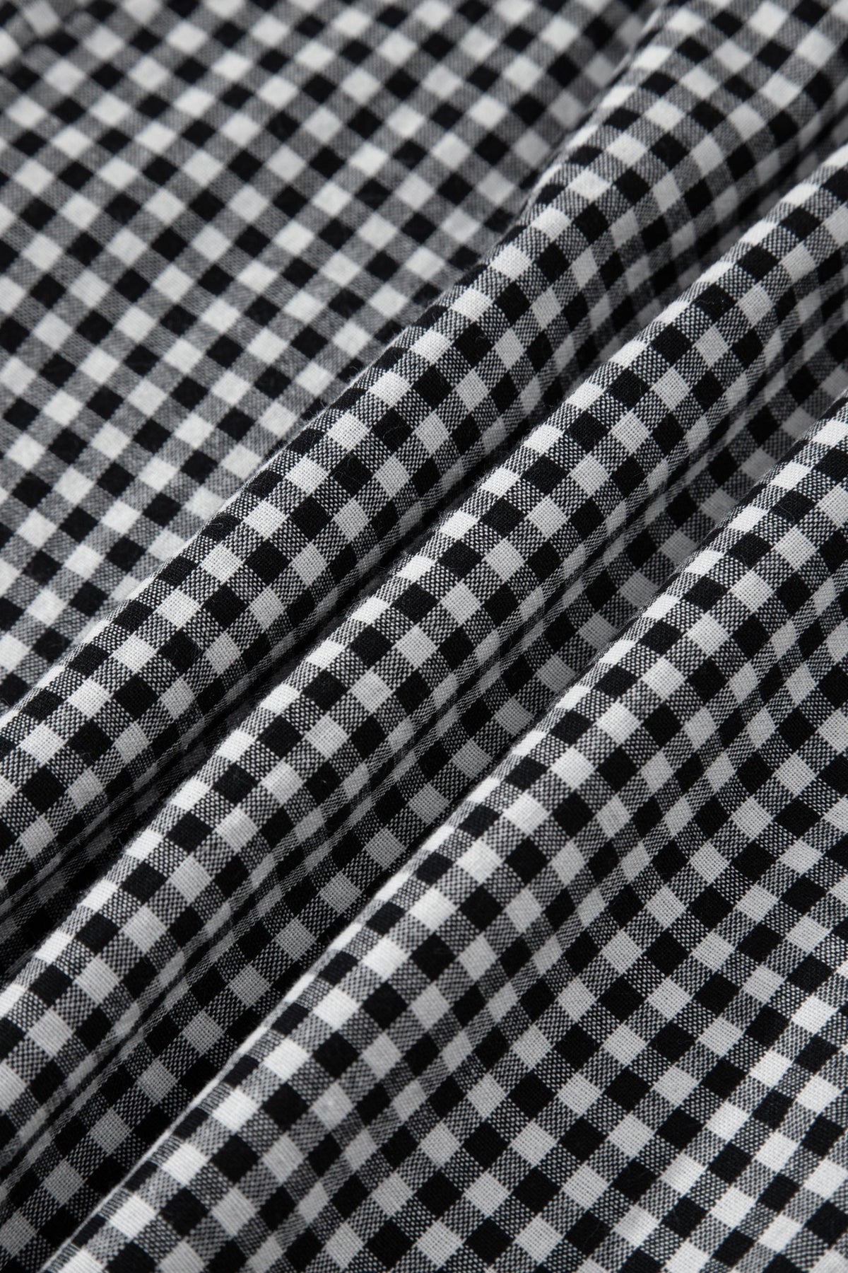 Plus Size Gingham Plaid Ruffle Contrast Trim Shorts