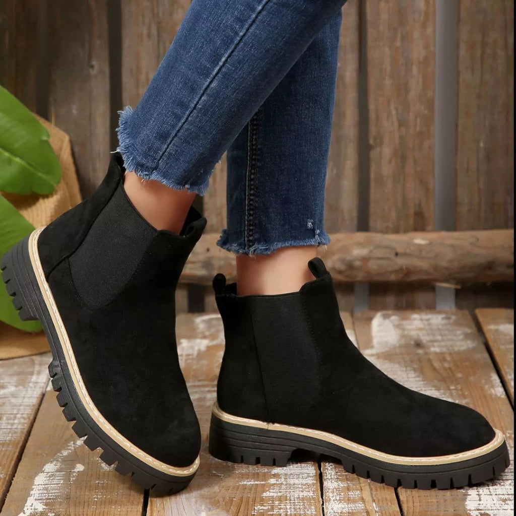 Round Toe Block Heels Boots