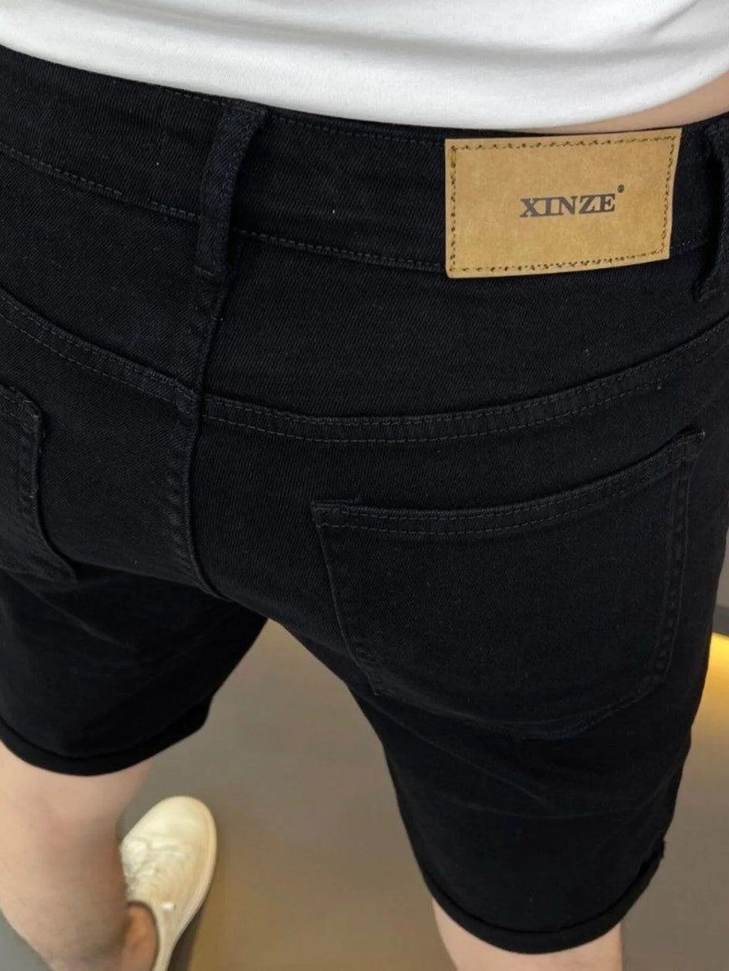 Men's Pocketed Demin Shorts