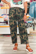 Green Camouflage Print Drawstring Patch Pocket Ankle Length Jeans