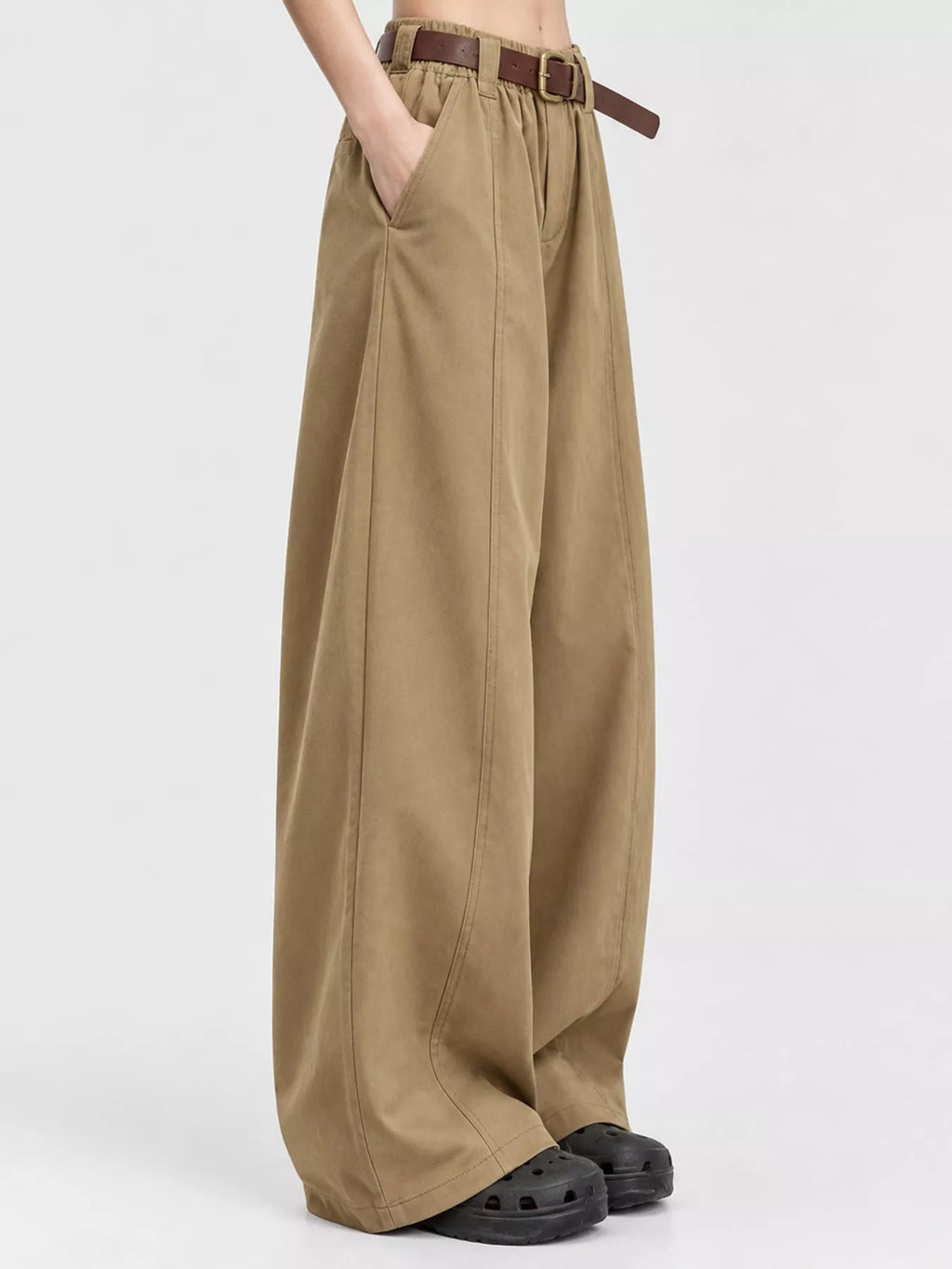 Wide-Leg Cargo Pants