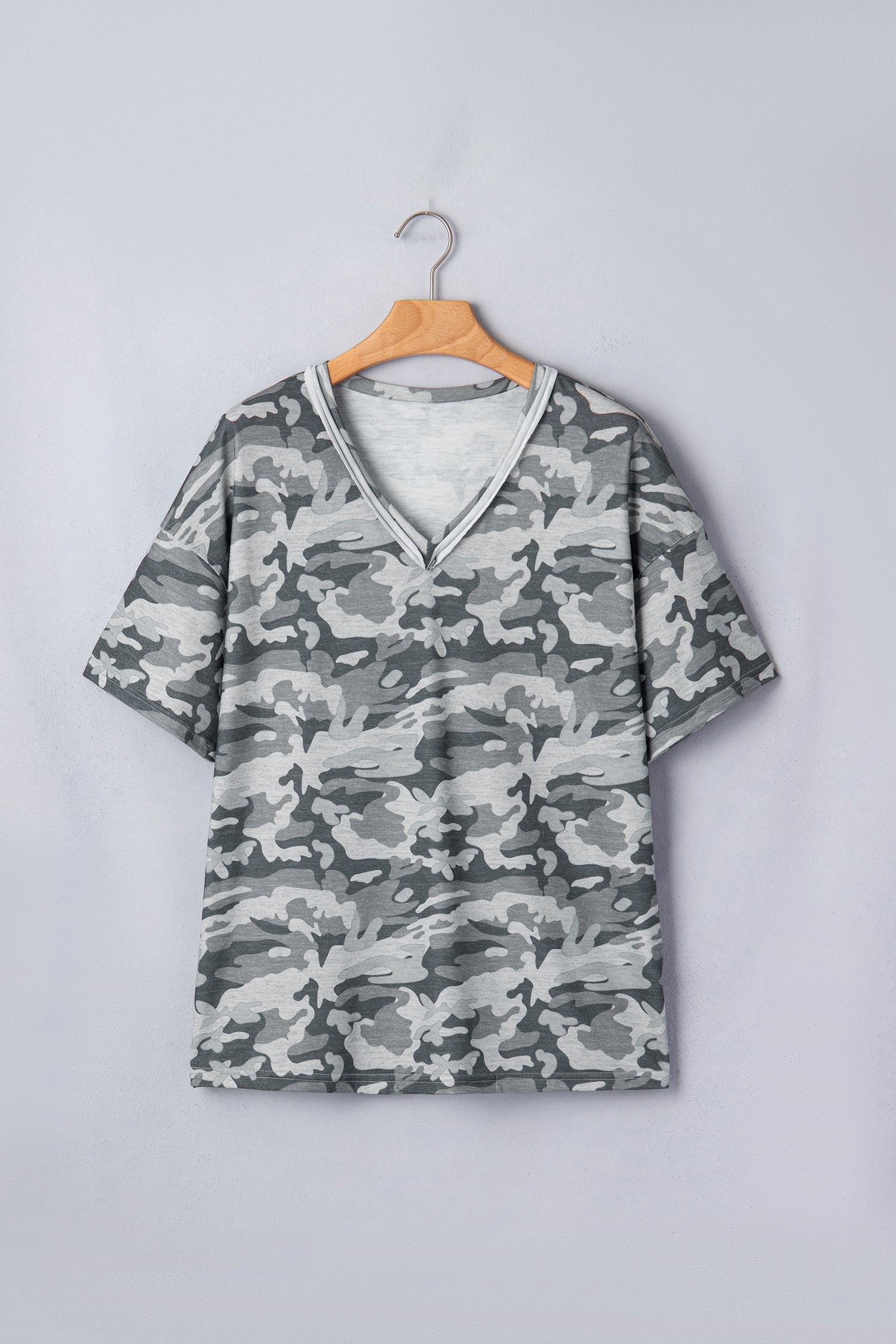 Green Retro Camouflage Print Raw Edge V Neck Tee