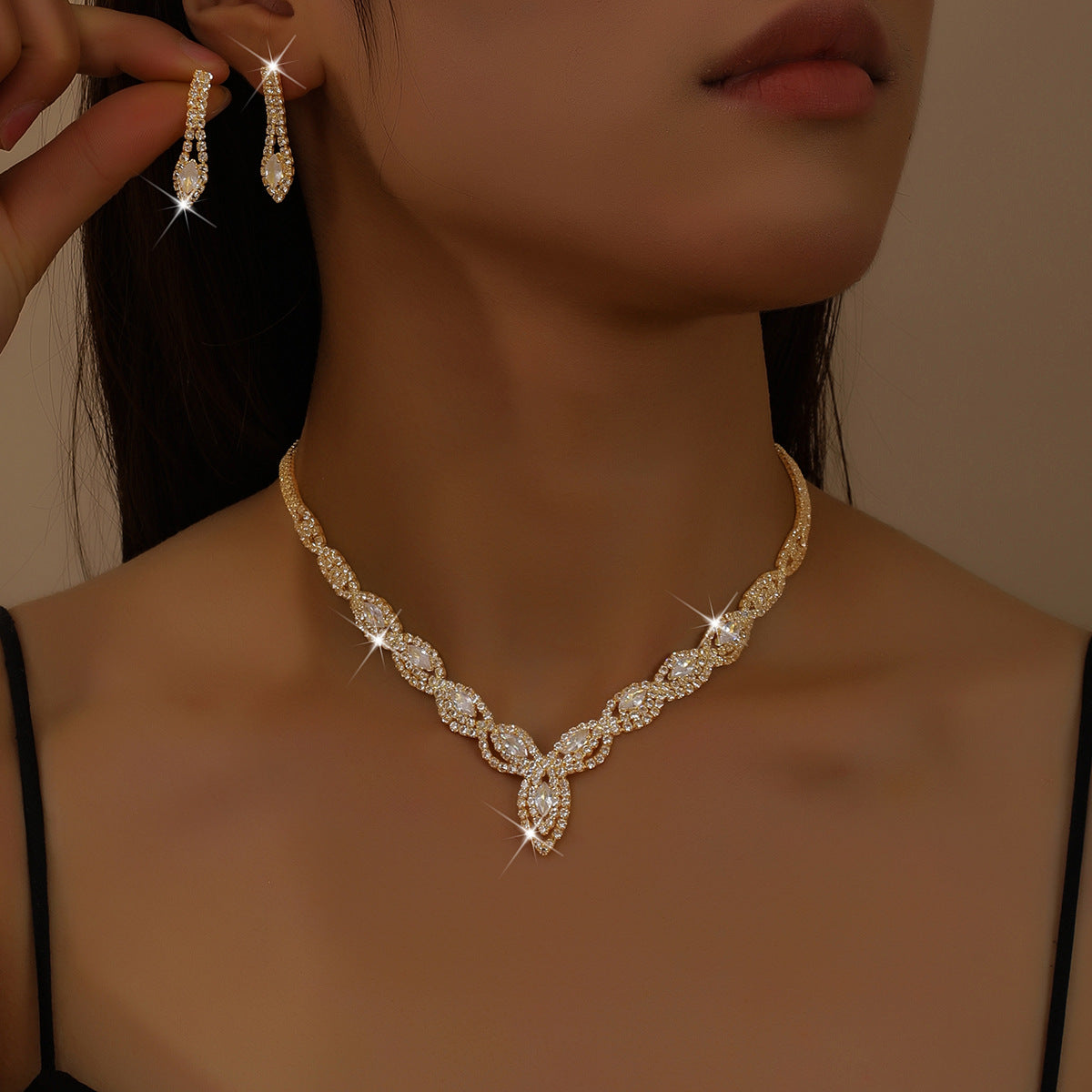 Women 2 Pcs Gold Tone Twisted Marquise Rhinestone Jewelry Set,Necklace And Dangle Earrings,Elegant Bridal Costume Accessories For Wedding Banquet Party Occasion