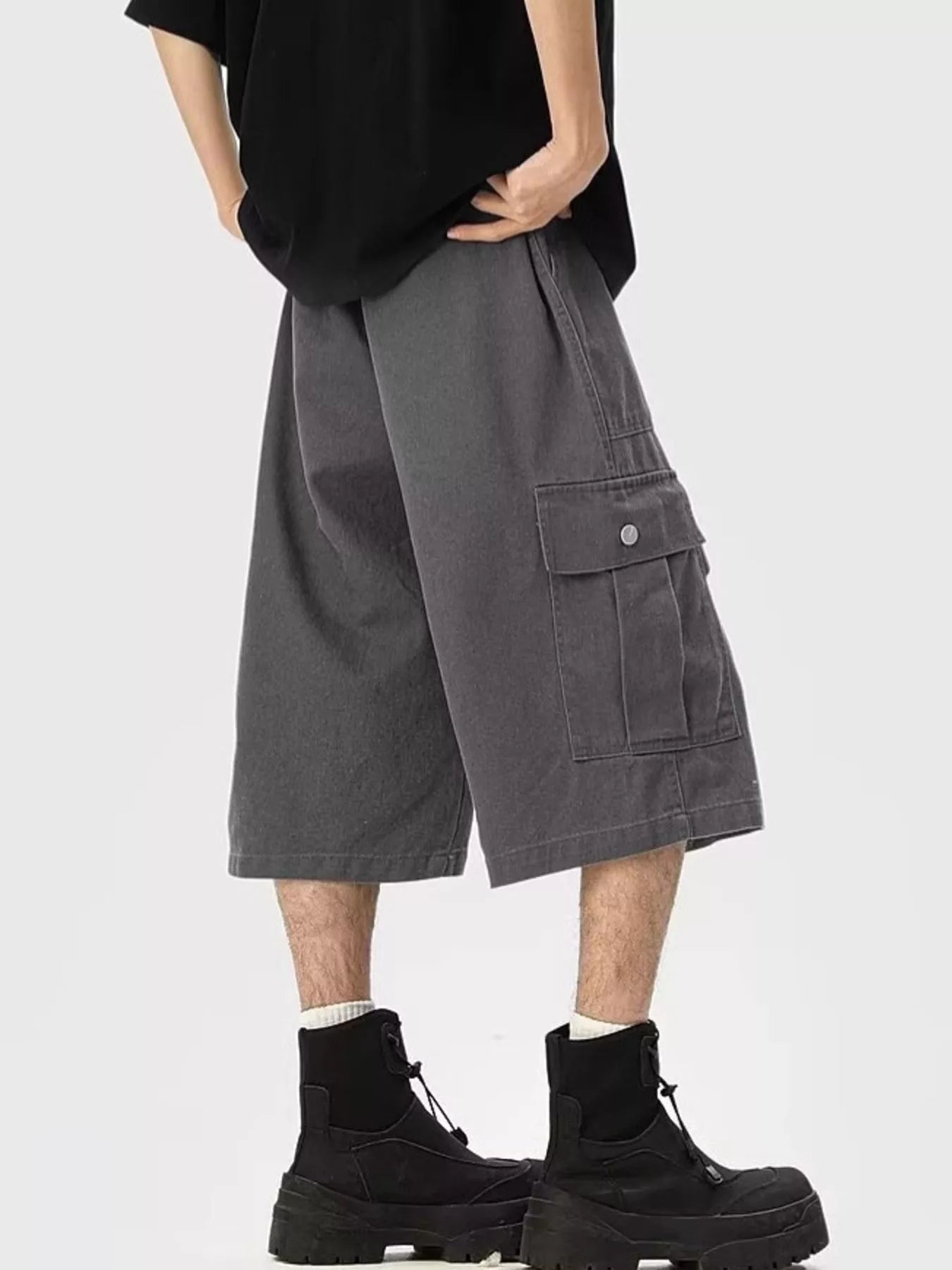 Men's Loose Fit Cargo Cropped Pants