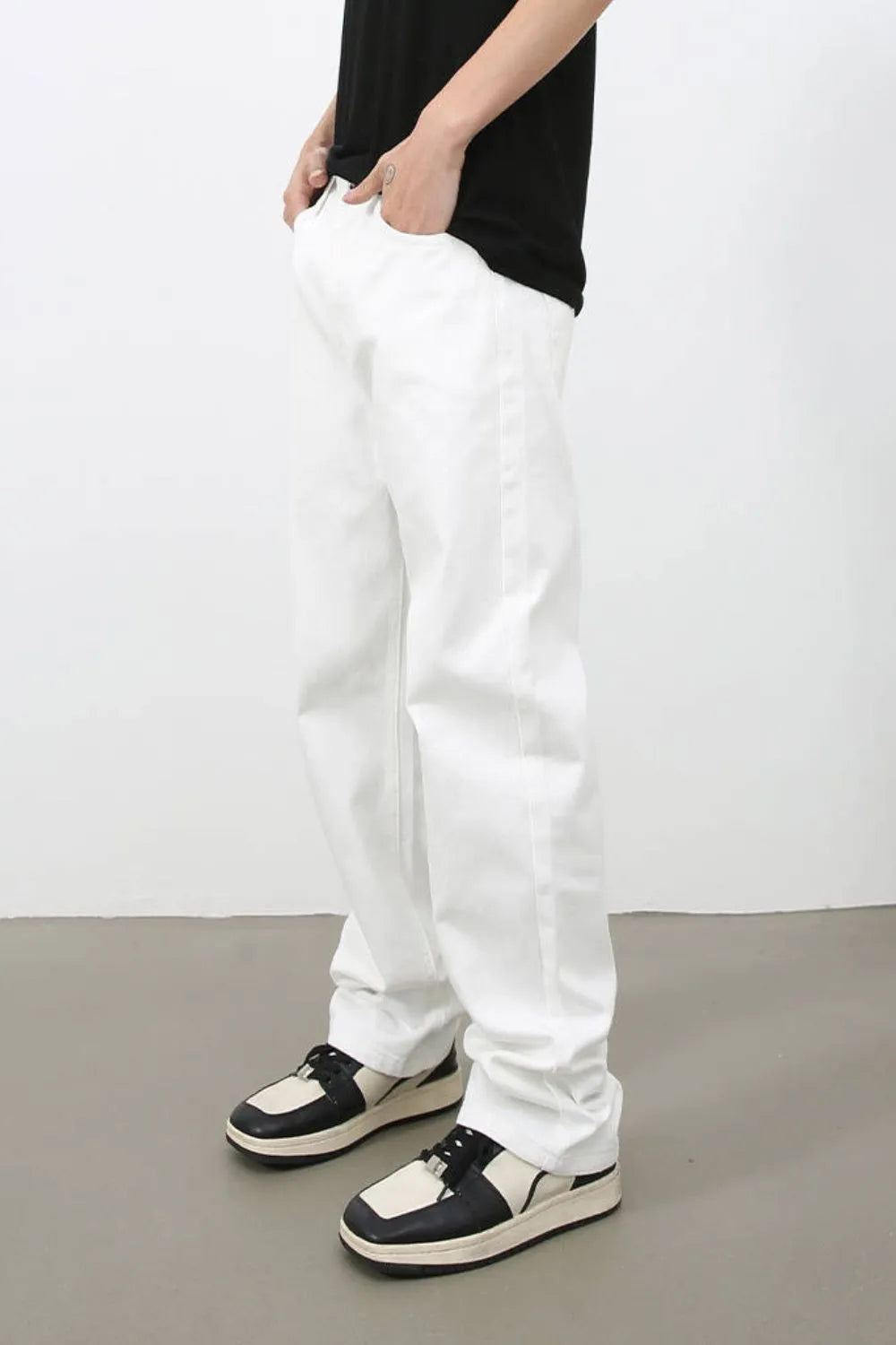 Men's Mid Rise Jeans with Pockets