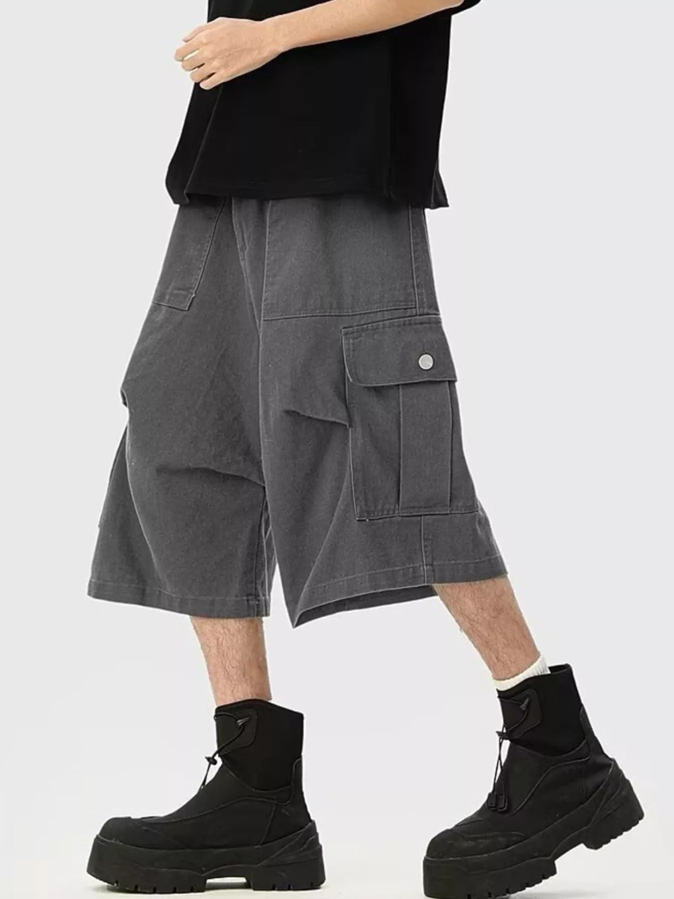Men's Loose Fit Cargo Cropped Pants