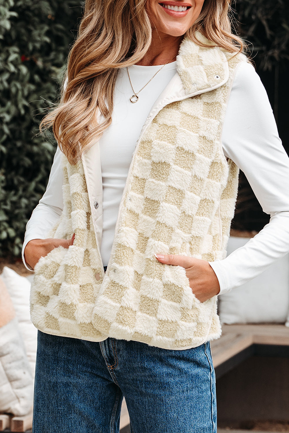 Checker Sherpa Snap Button Vest Jacket With Pockets
