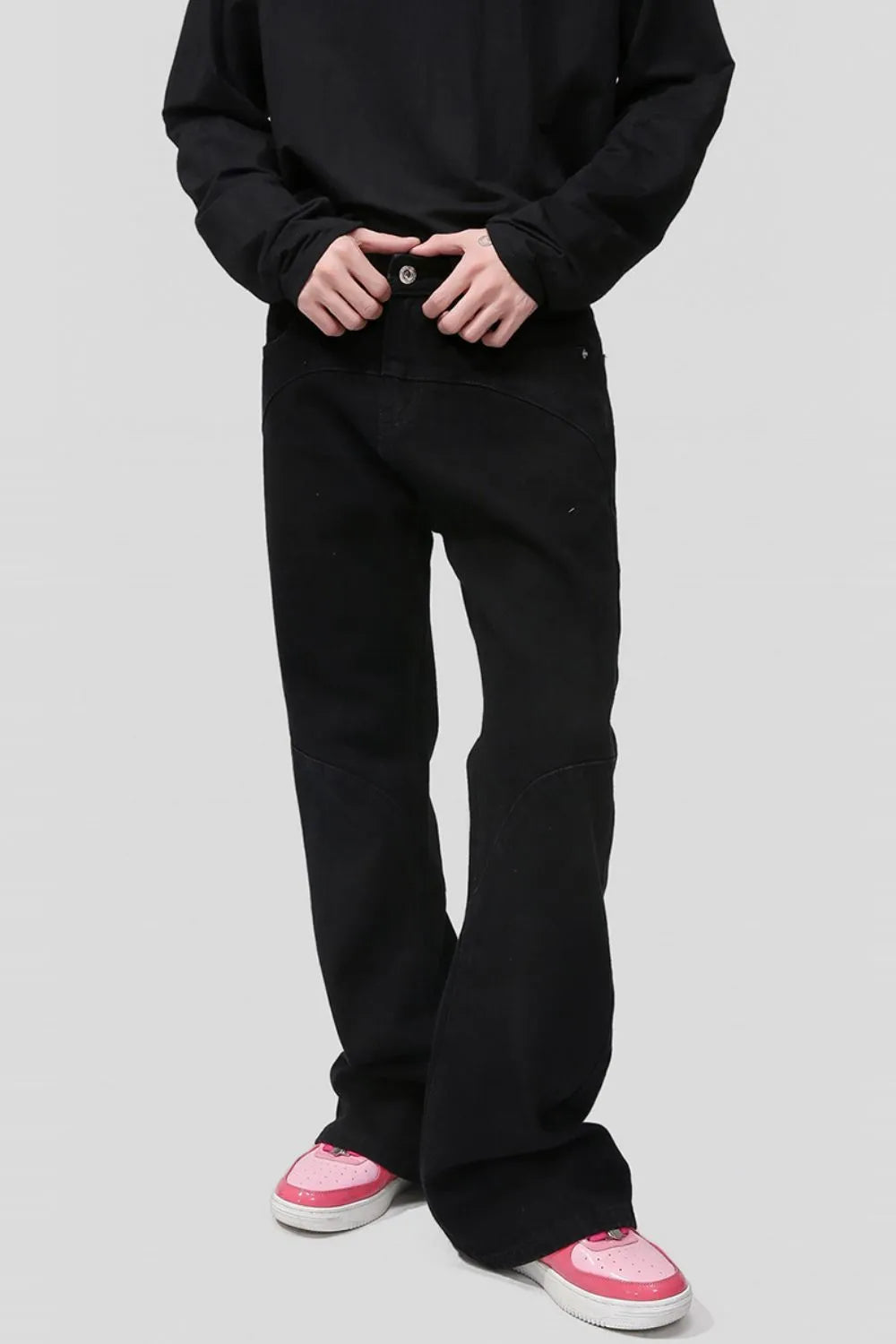 Mid Rise Jeans with Pockets