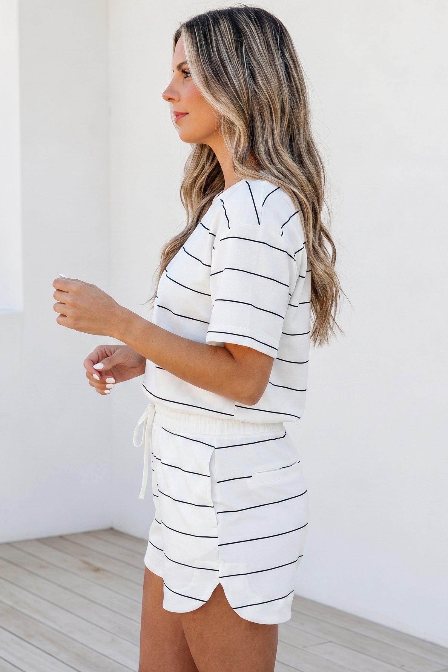 White Stripe Half Sleeve Tee Drawstring Shorts 2pcs Set