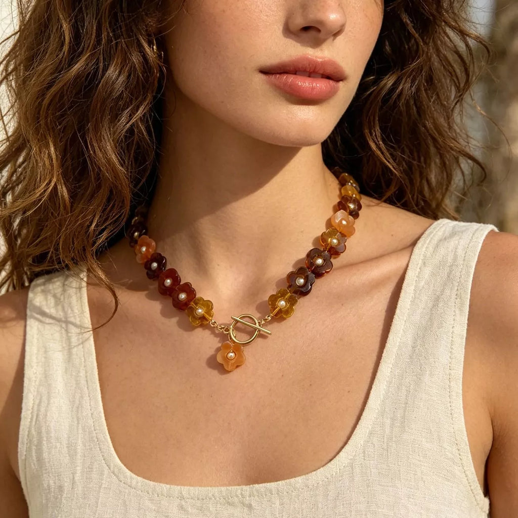 Retro Resin Flower Charm Necklace