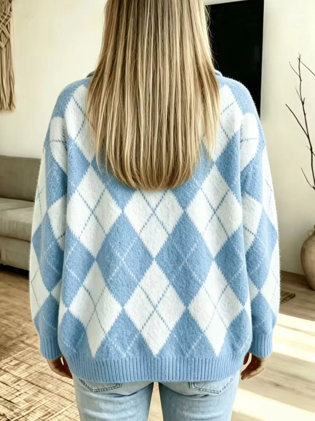 Argyle Pattern Collared Pullover Sweater