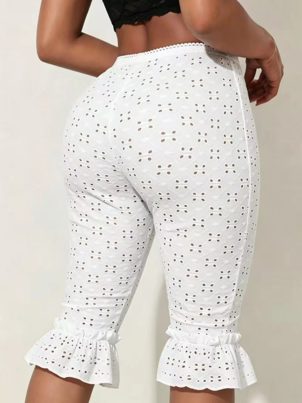 Eyelet Ruffled Cropped Pants