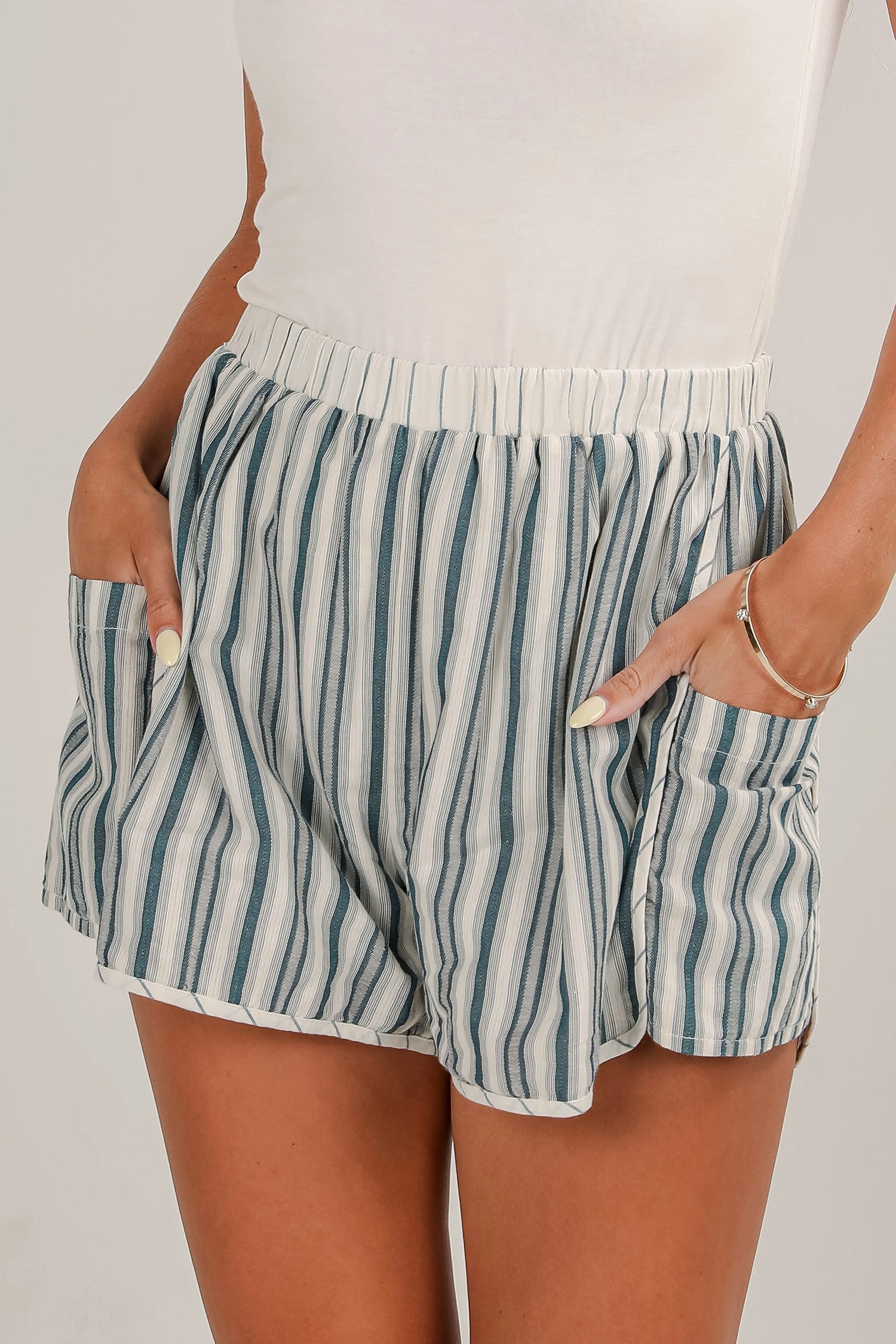 Gray Stripe Elastic Waist Cargo Pocket Casual Shorts