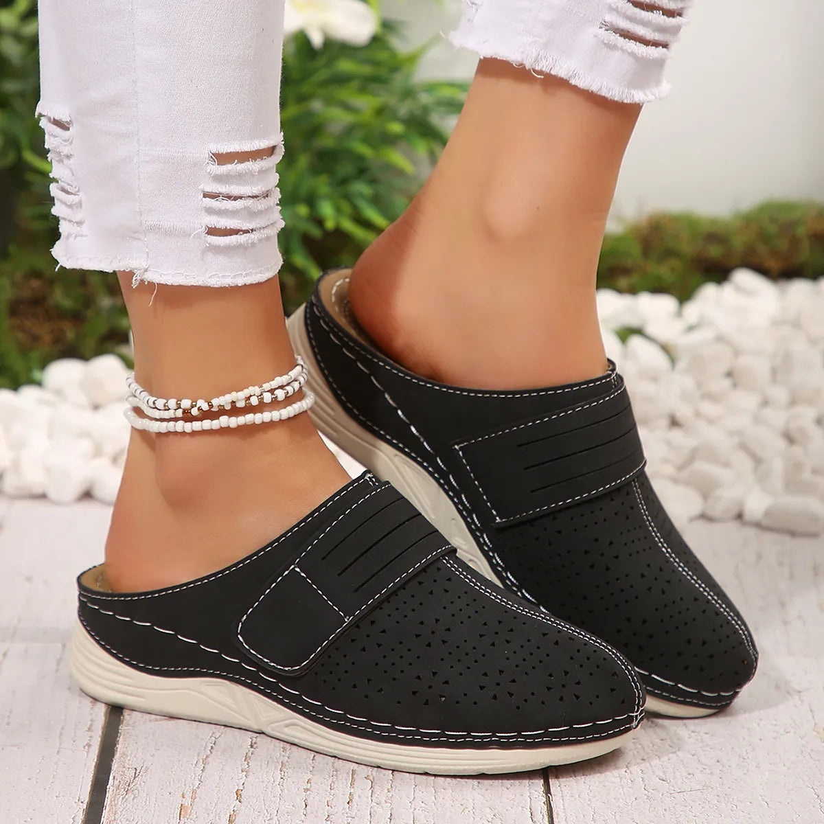Round Toe Wedge Sandals