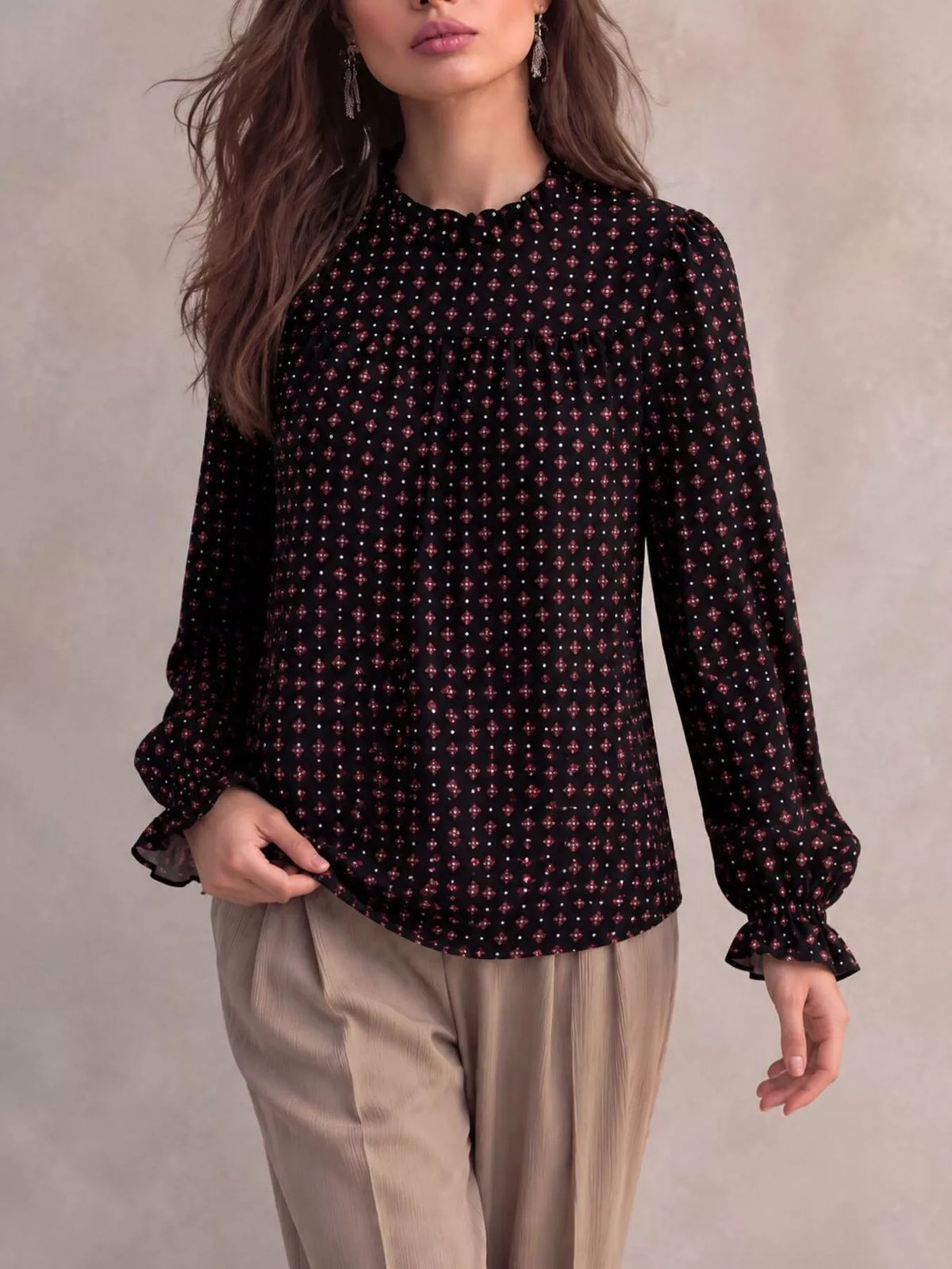 Geometric Print Mock Neck Puff Sleeves Blouse