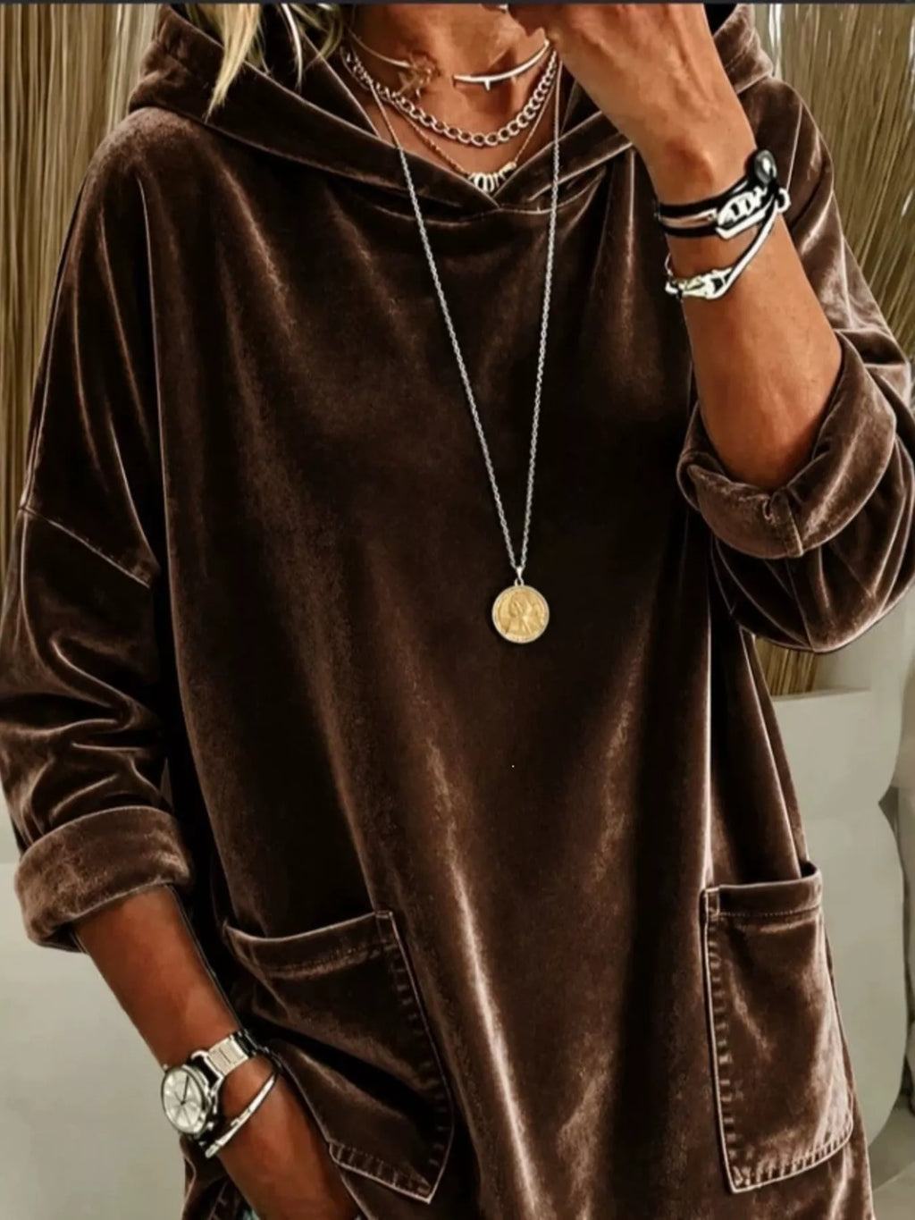 Velvet Front Pockets Hoodie