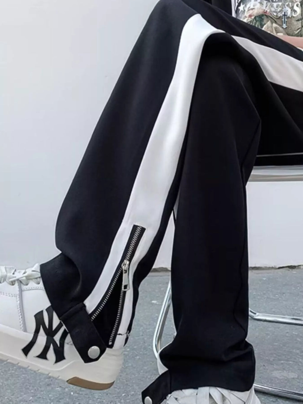 Men's Plus Size Side Stripe Relaxed Fit Pants