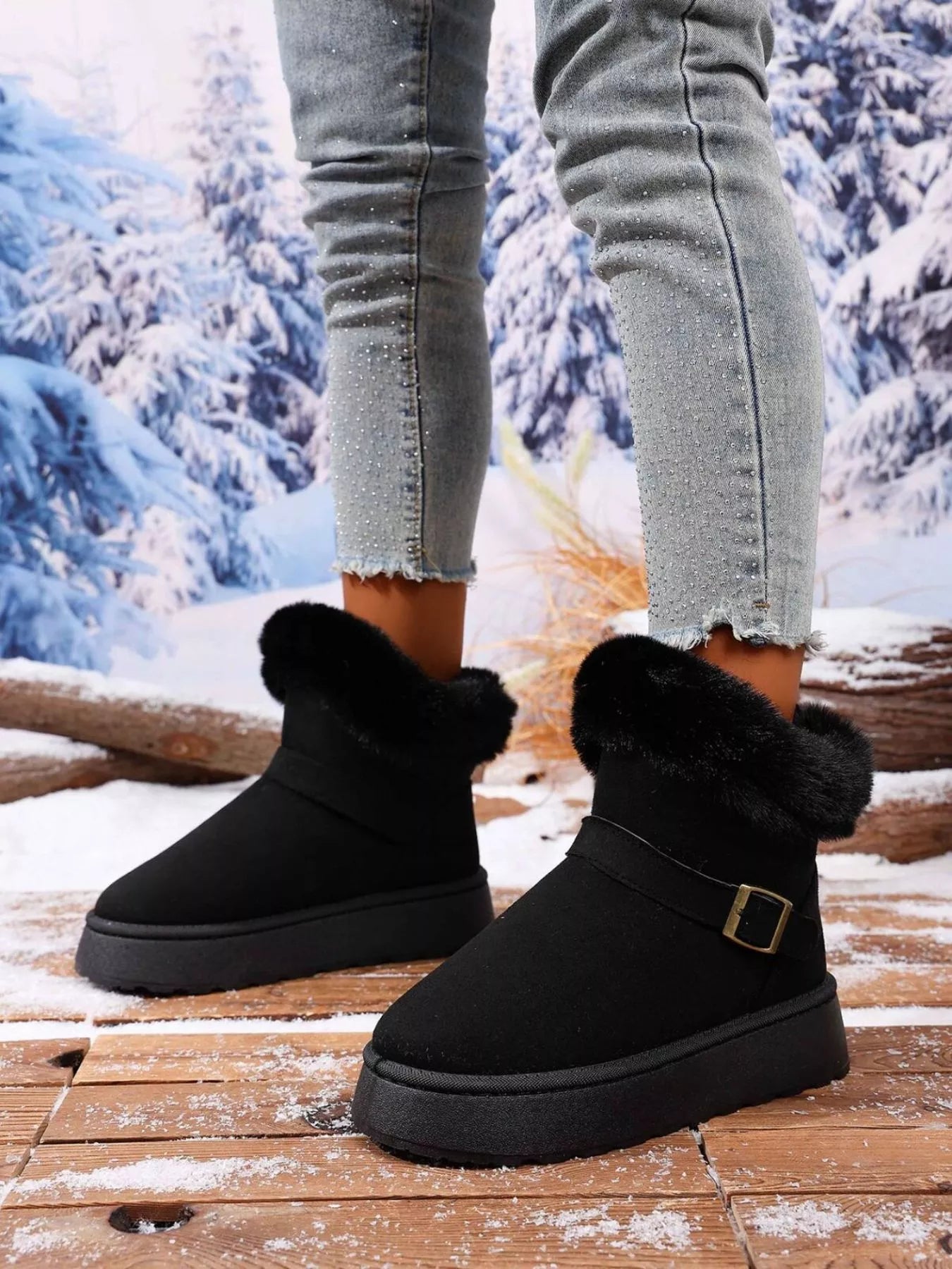 Round Toe Platform Boots