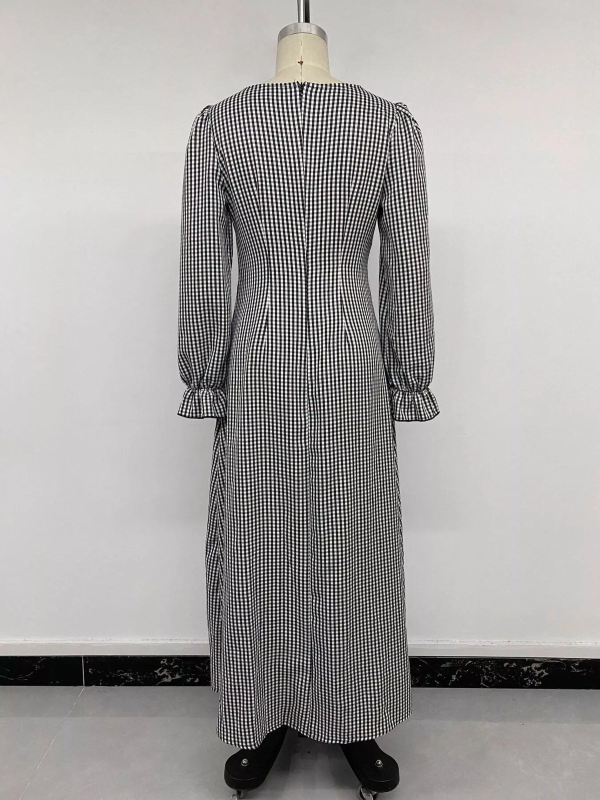 Gingham Lace-Trim V-Neck Long Sleeve A-Line Maxi Dress