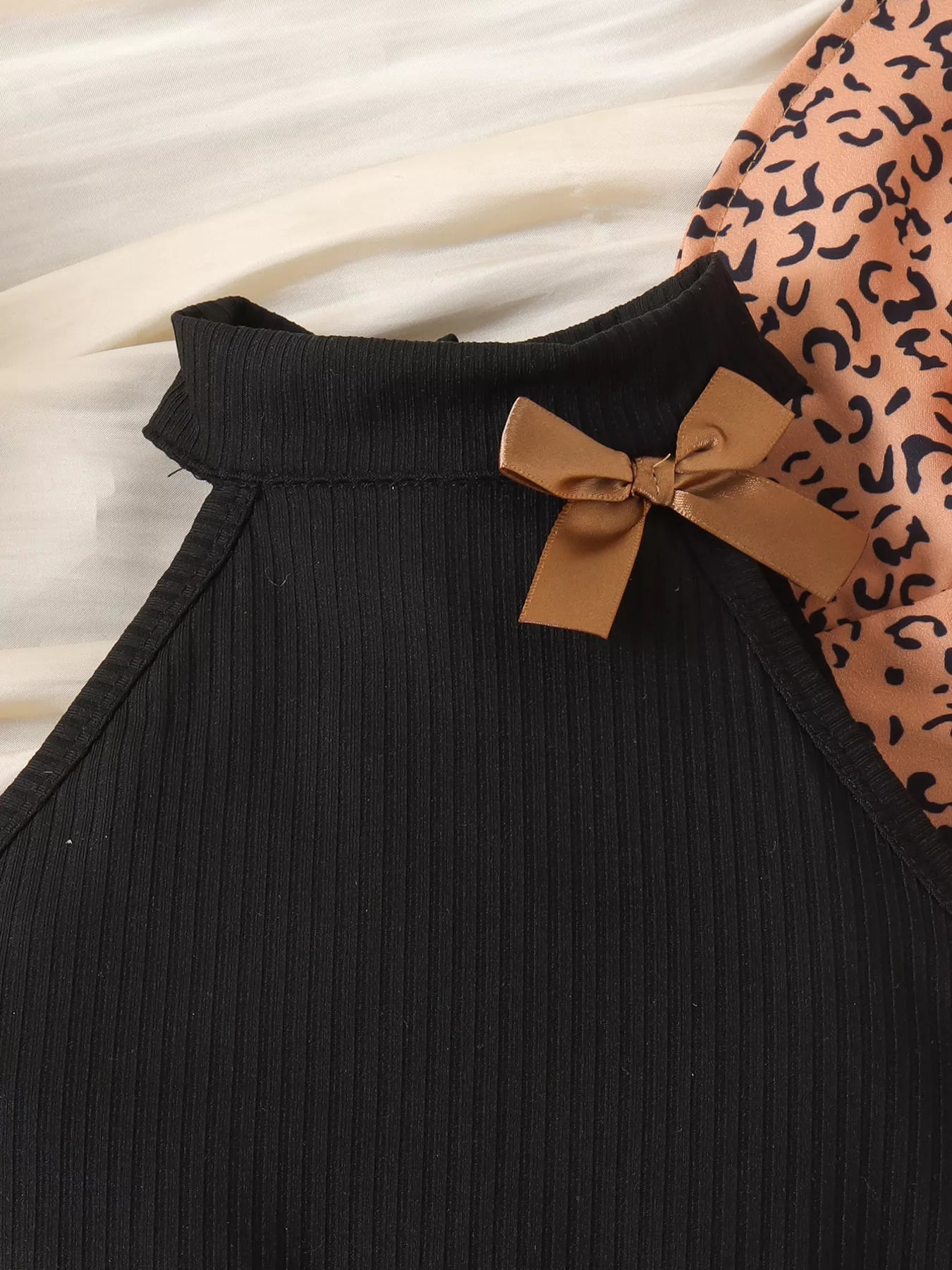 Children's Halter Top and Leopard Print Ruffled Skirt Set with Hat